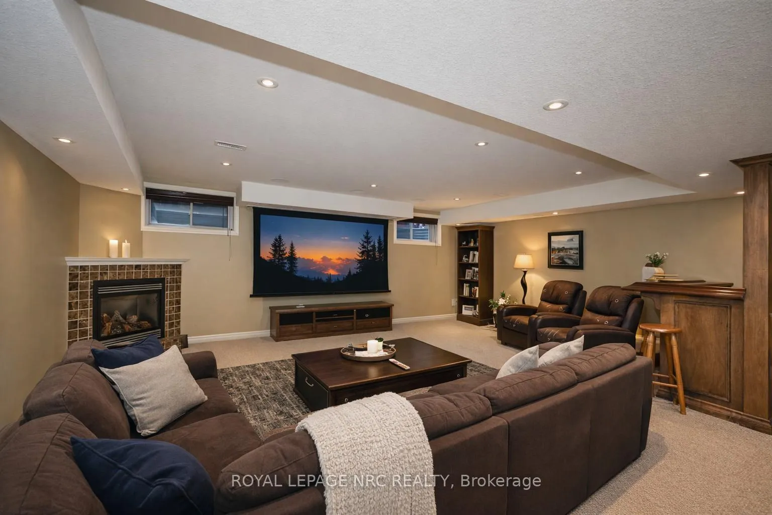 Photo 41 of 45 Timber Creek Crescent, Pelham, Fonthill — HOMEH