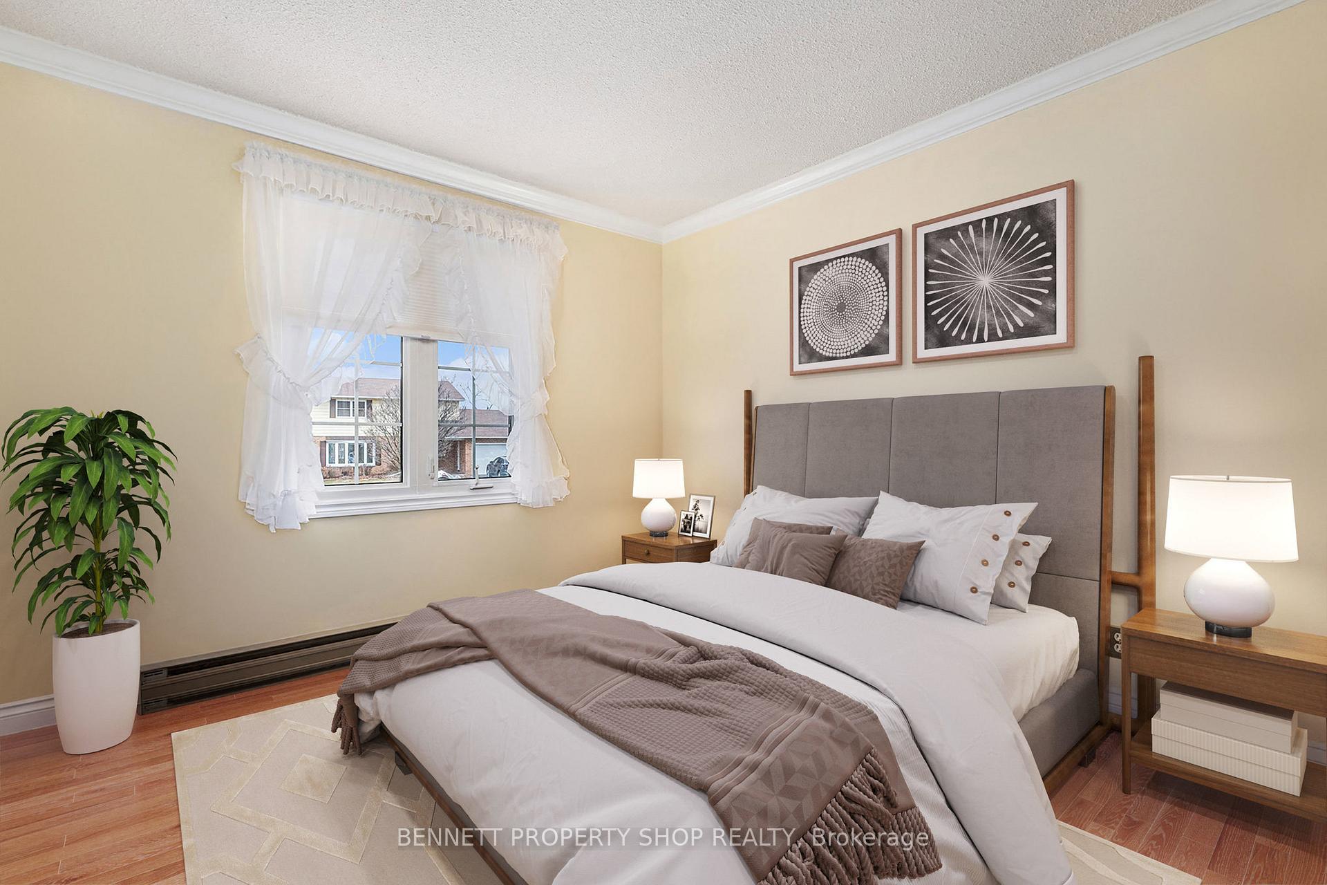 Photo 9 of 69 Colonel By Crescent, Smiths Falls — HOMEH