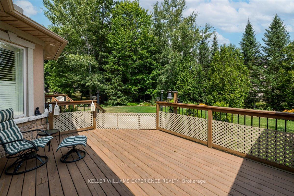 Photo 31 of 34 Heatherwood Drive, Springwater, Midhurst — HOMEH