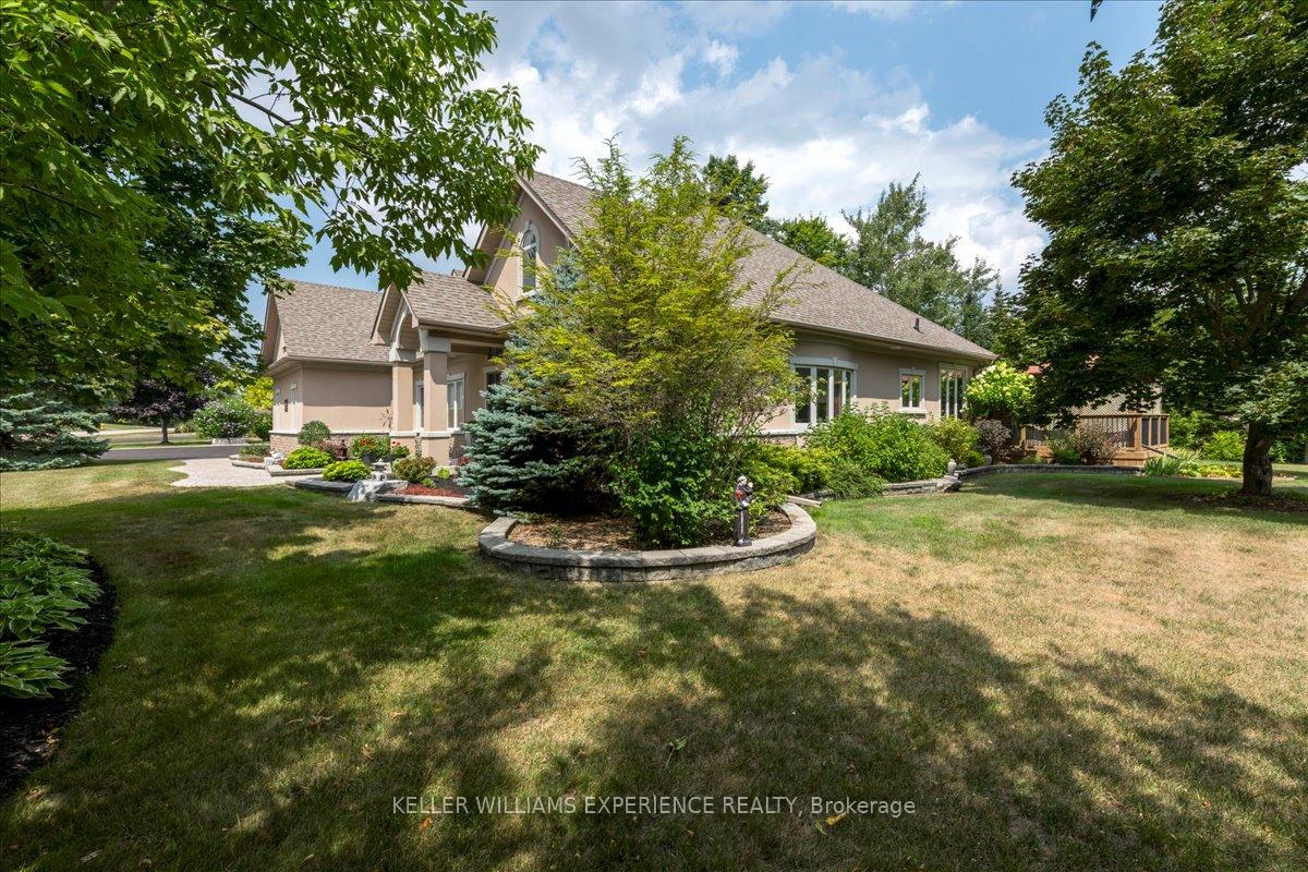 Photo 38 of 34 Heatherwood Drive, Springwater, Midhurst — HOMEH