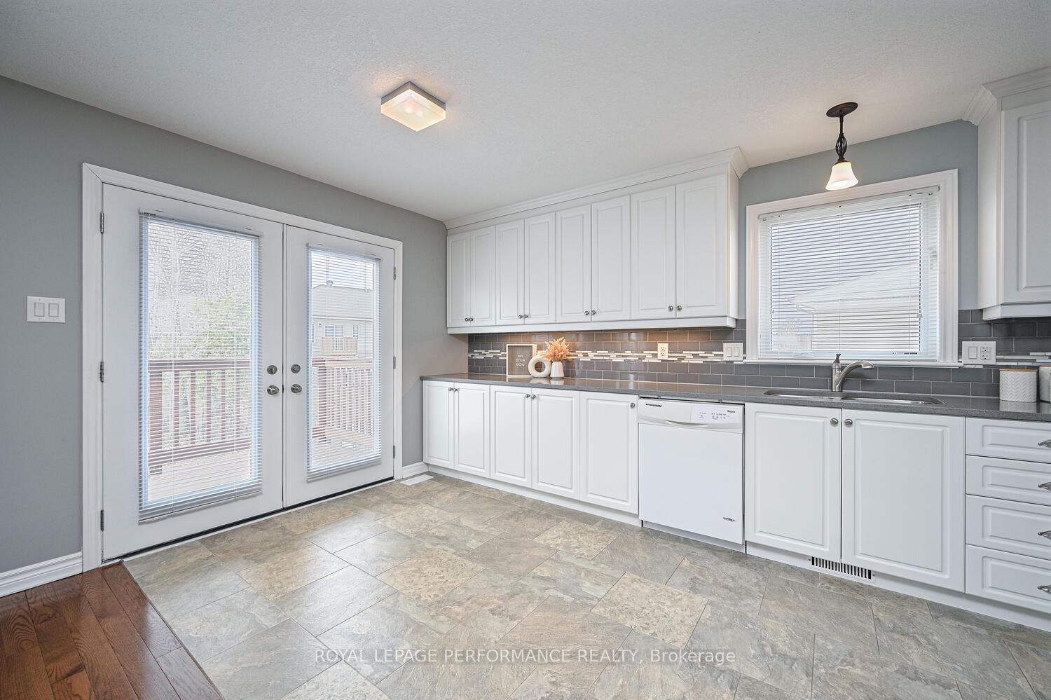 Photo 14 of 32 Code Crescent, Smiths Falls — HOMEH