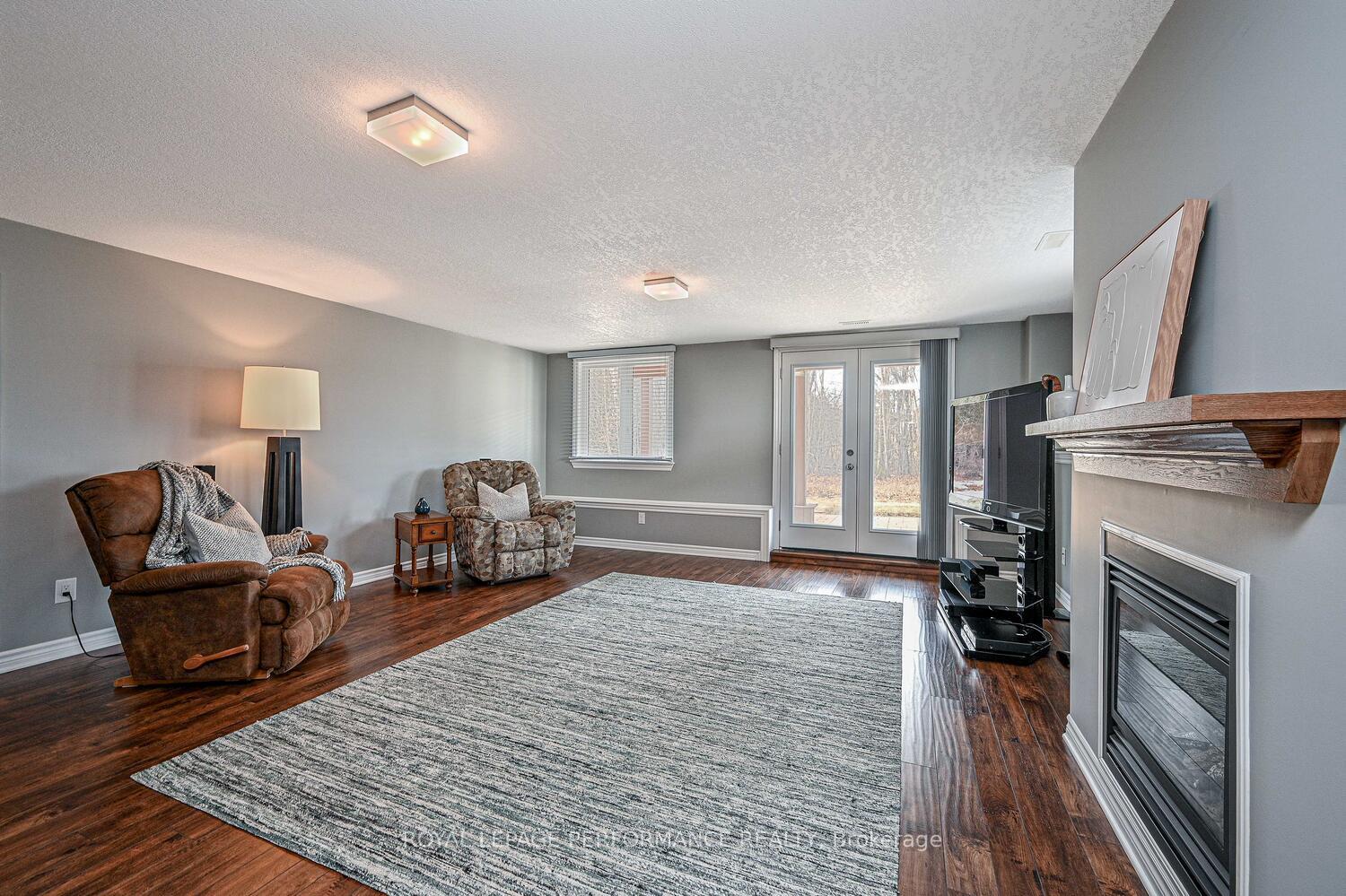 Photo 29 of 32 Code Crescent, Smiths Falls — HOMEH