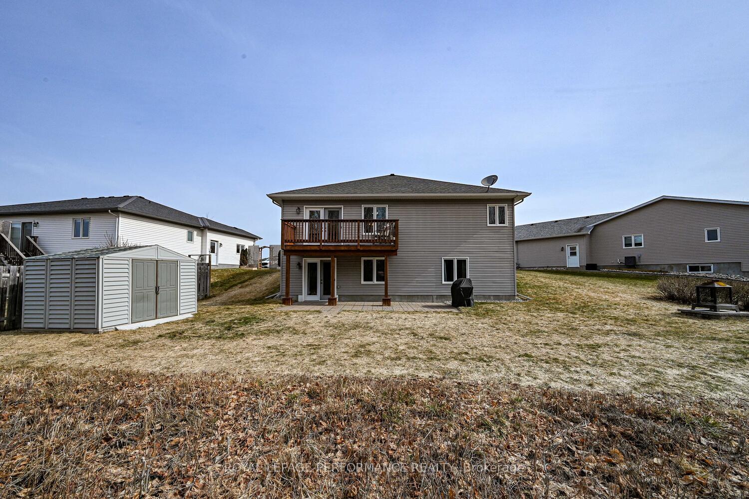 Photo 39 of 32 Code Crescent, Smiths Falls — HOMEH