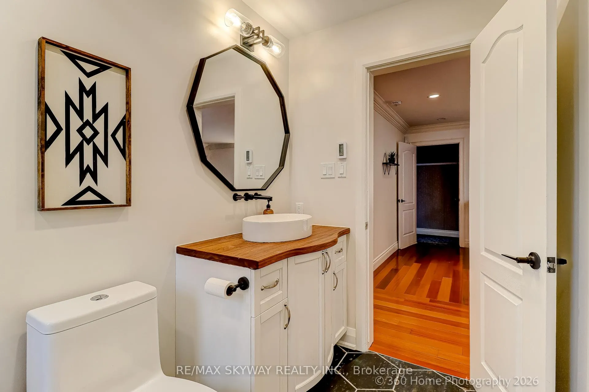 Photo 5 of 1231 Martins Boulevard, Brampton, Bram West — HOMEH