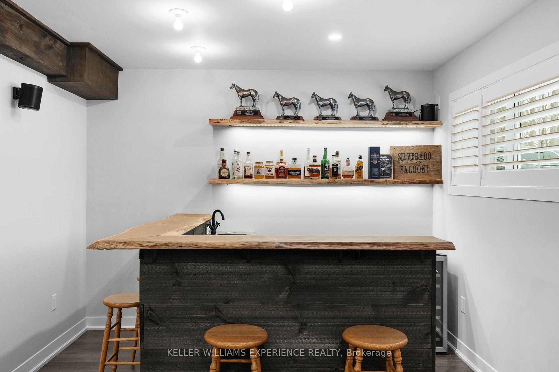 Photo 21 of 2024 Marchmont Road, Severn, Marchmont — HOMEH