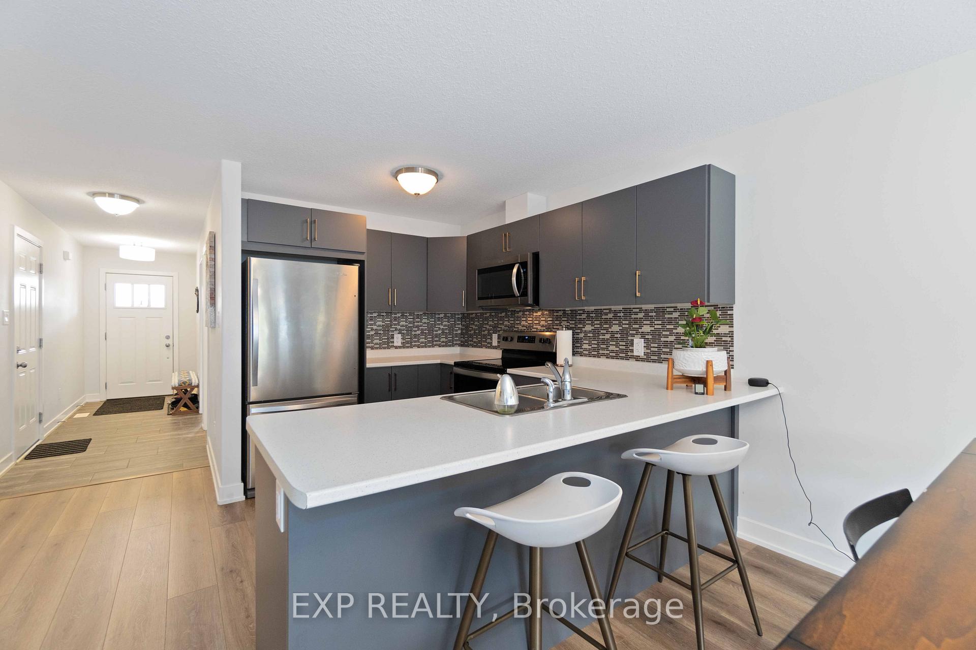 Photo 6 of 168 Ferrara Drive S, Smiths Falls — HOMEH