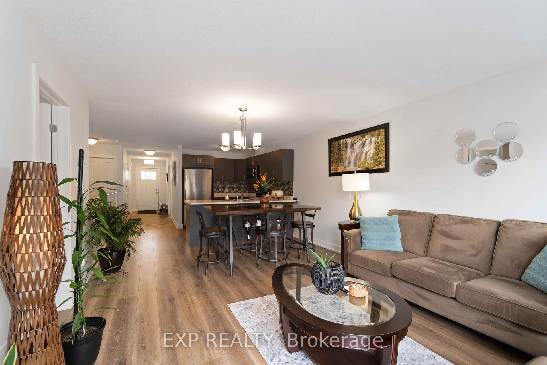 Photo 8 of 168 Ferrara Drive S, Smiths Falls — HOMEH