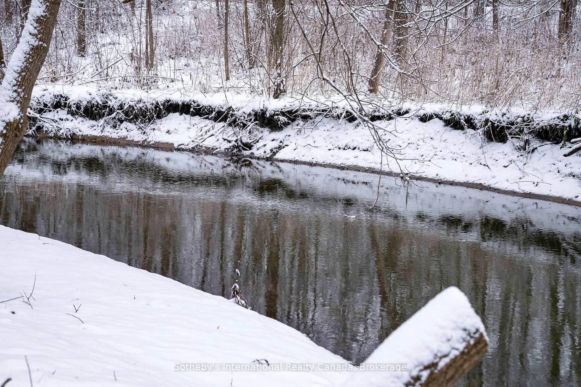 Photo 4 of 18 Amelia Street, Springwater, Elmvale — HOMEH