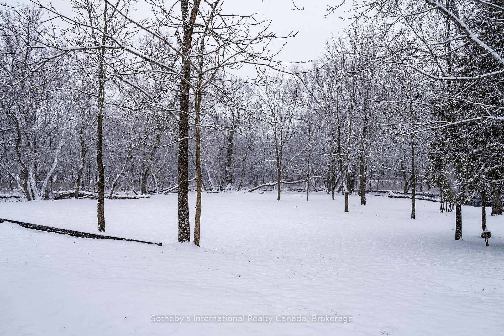Photo 5 of 18 Amelia Street, Springwater, Elmvale — HOMEH