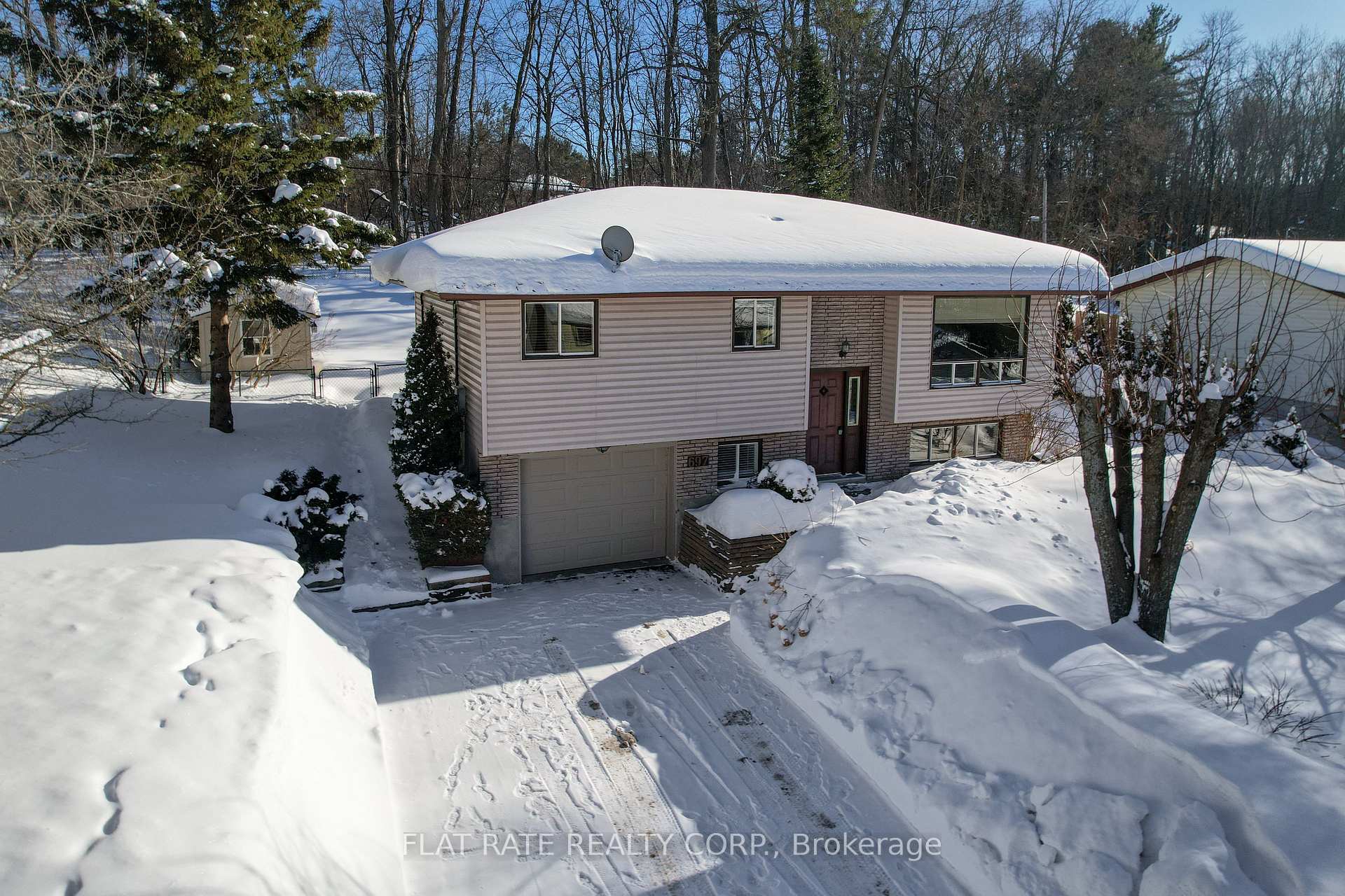 Photo 1 of 697 Peterborough Avenue, Selwyn — HOMEH