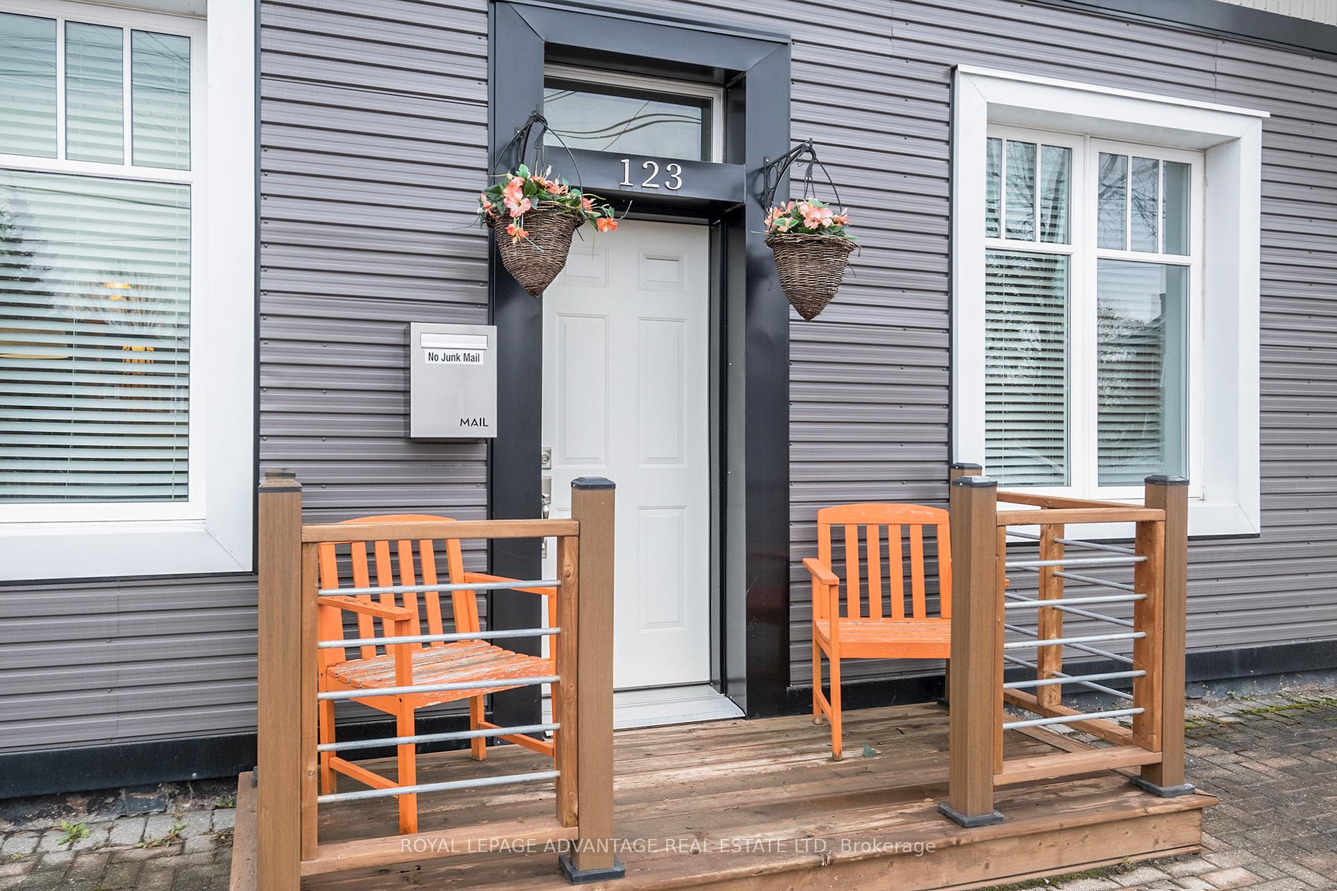 Photo 4 of 123 Beckwith Street N, Smiths Falls — HOMEH