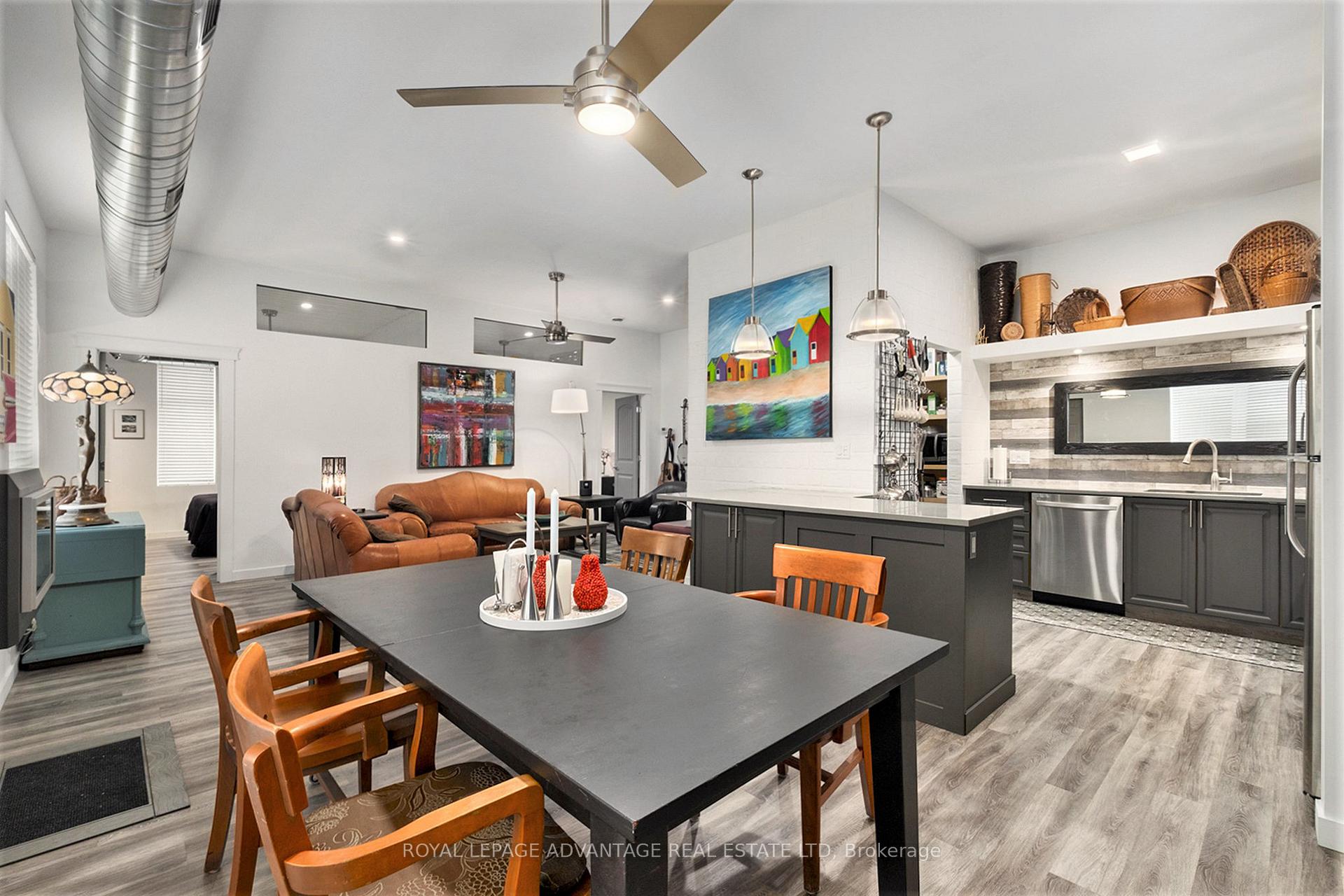Photo 16 of 123 Beckwith Street N, Smiths Falls — HOMEH