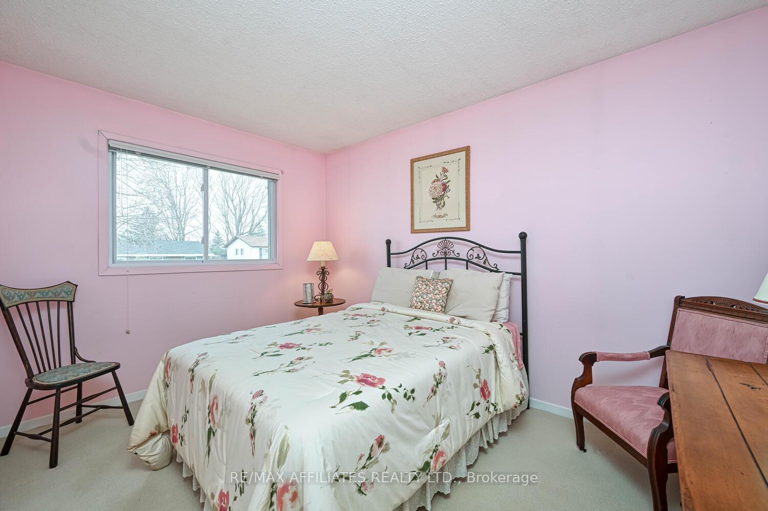 Photo 19 of 61 Colonel By Crescent, Smiths Falls — HOMEH