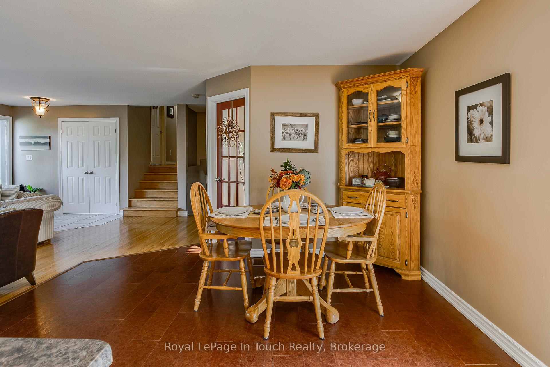 Photo 8 of 1023 Flos 4 Road W, Springwater, Rural Springwater — HOMEH