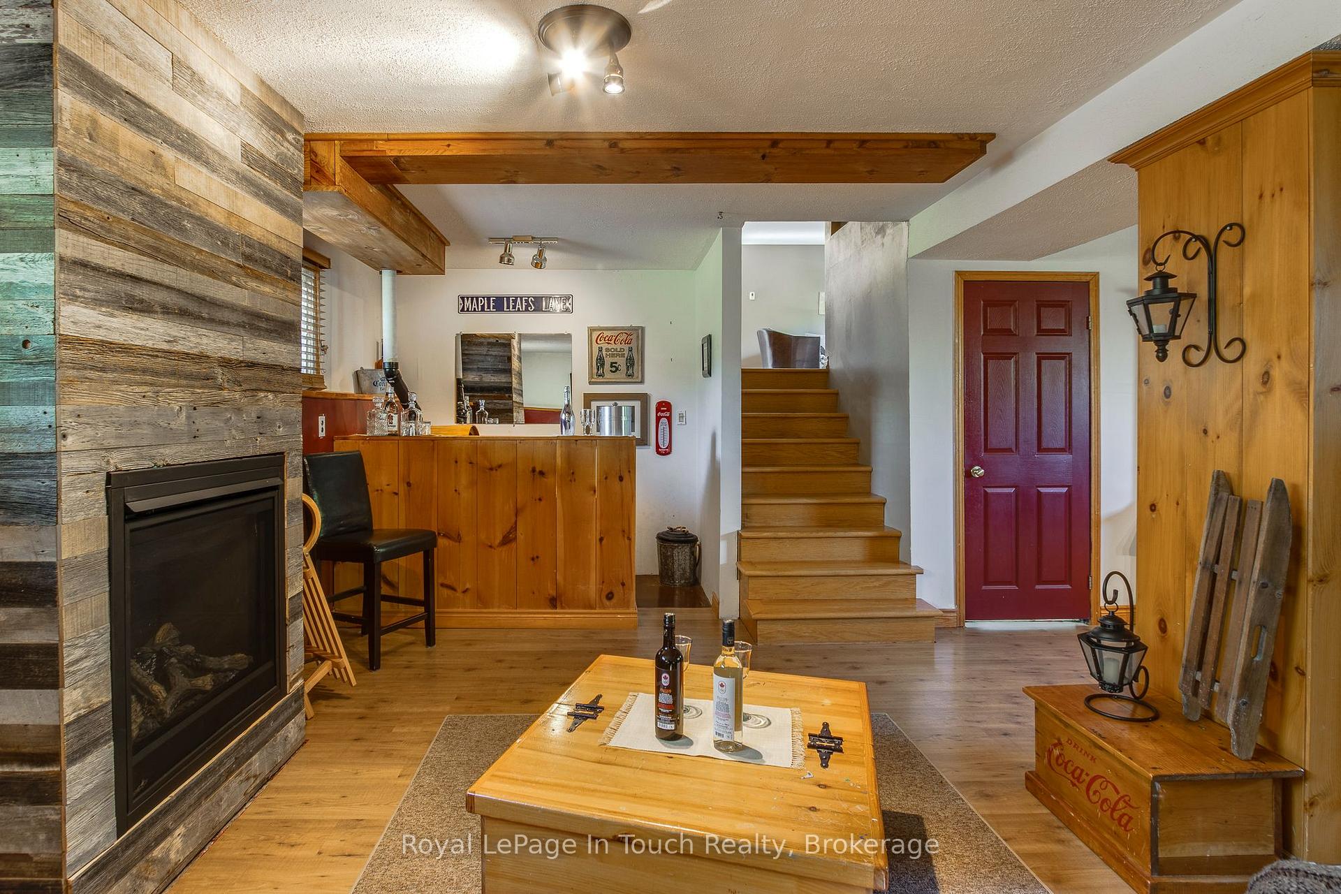 Photo 26 of 1023 Flos 4 Road W, Springwater, Rural Springwater — HOMEH