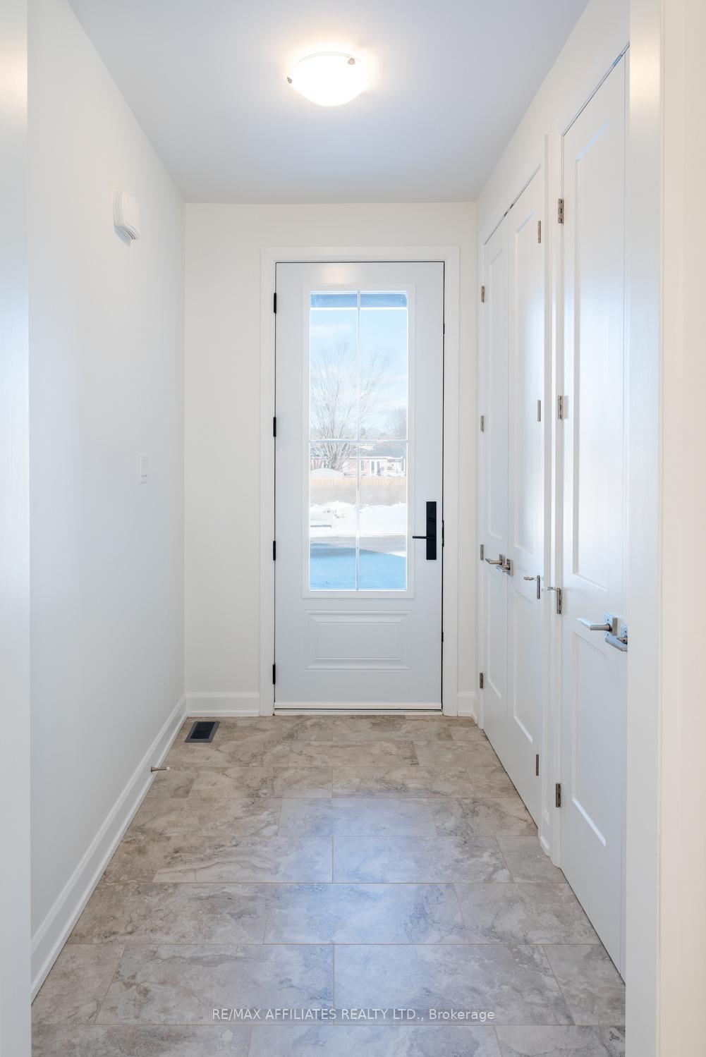 Photo 4 of 95 Rabb Street, Smiths Falls — HOMEH