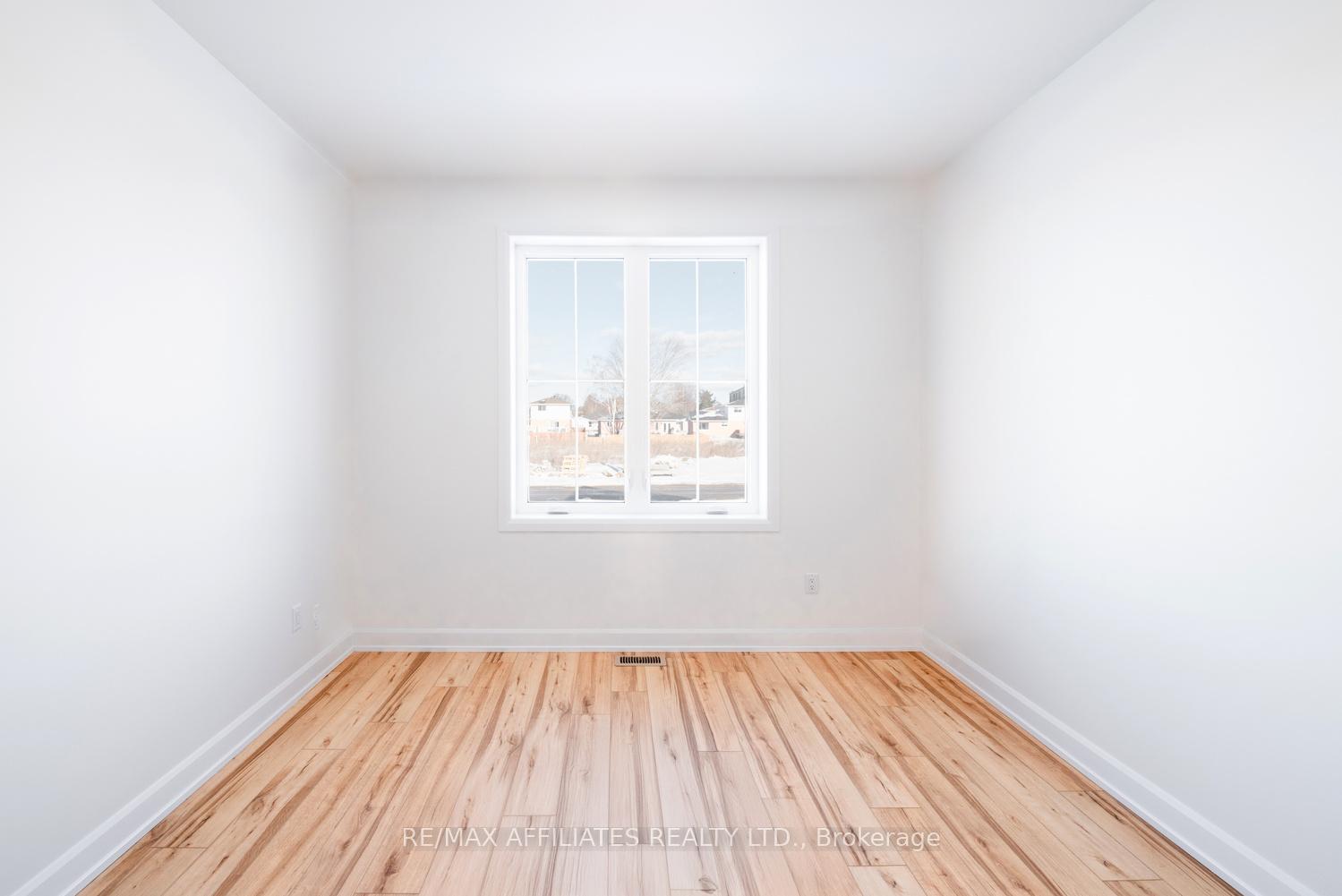 Photo 38 of 95 Rabb Street, Smiths Falls — HOMEH