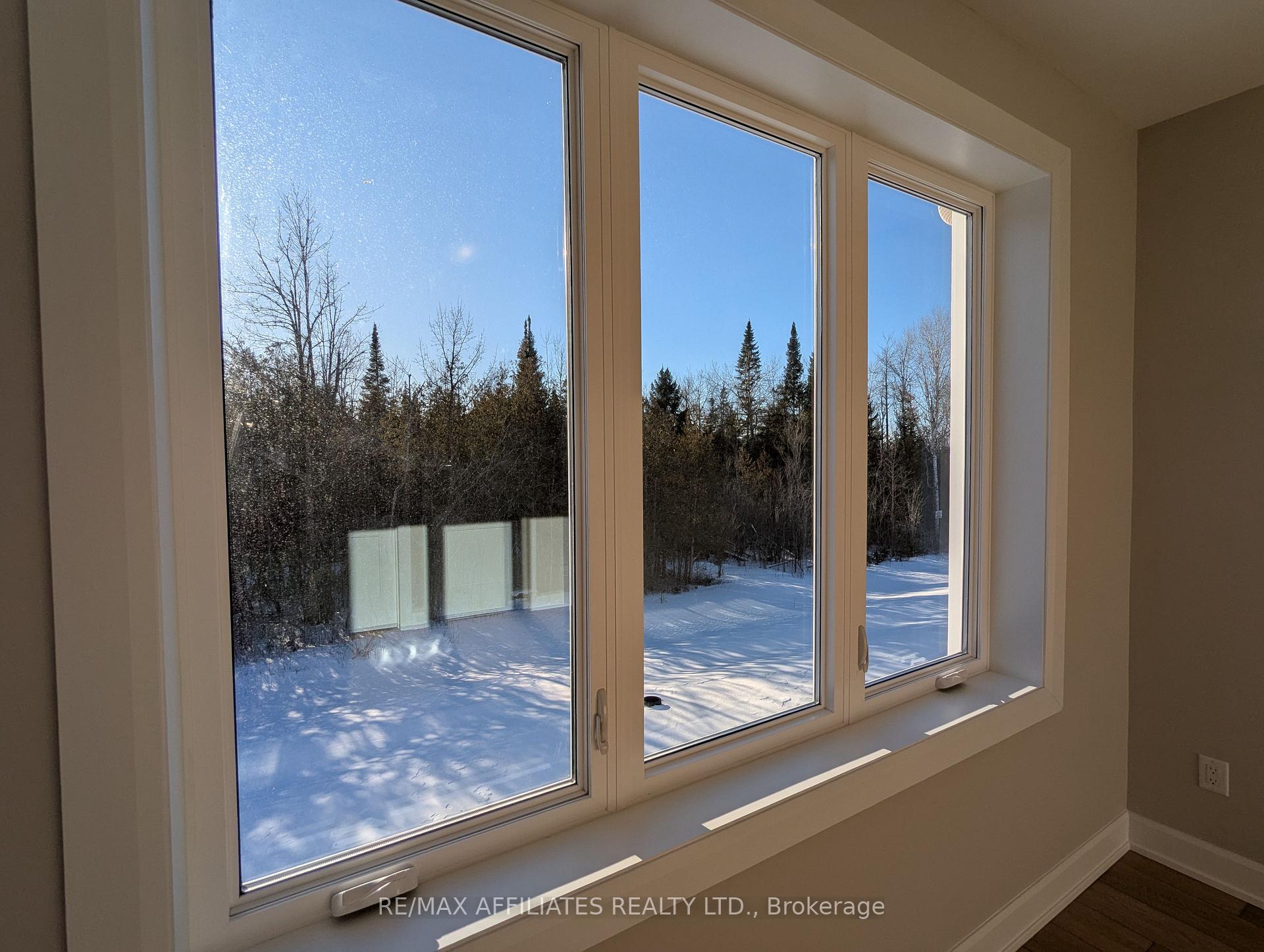 Photo 44 of 95 Rabb Street, Smiths Falls — HOMEH
