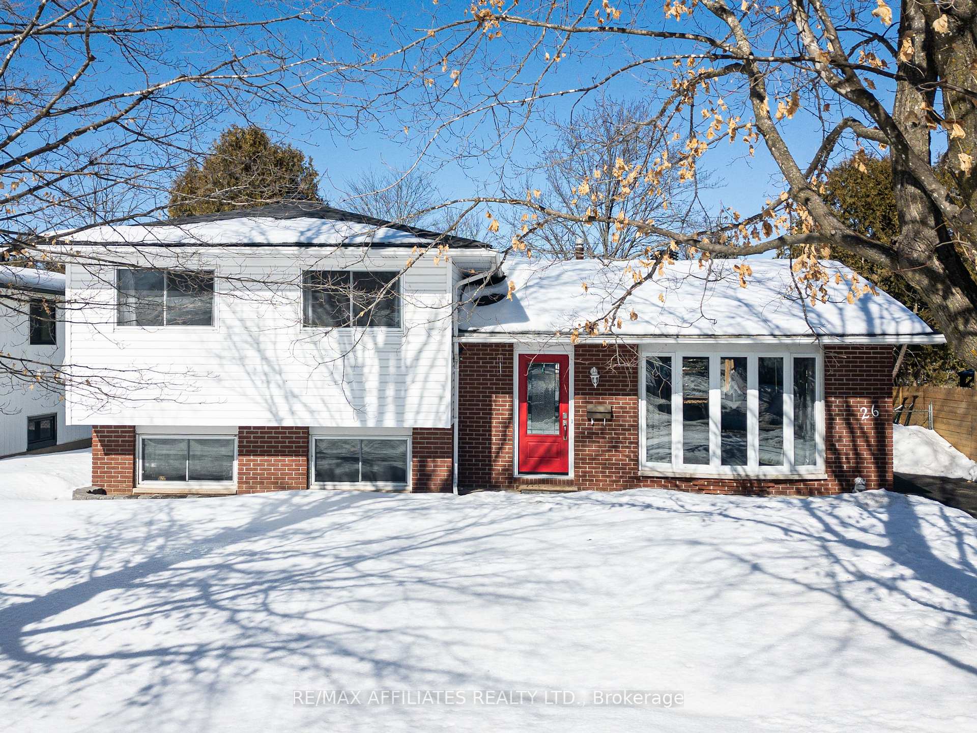 Photo 1 of 26 Bell Avenue, Smiths Falls — HOMEH