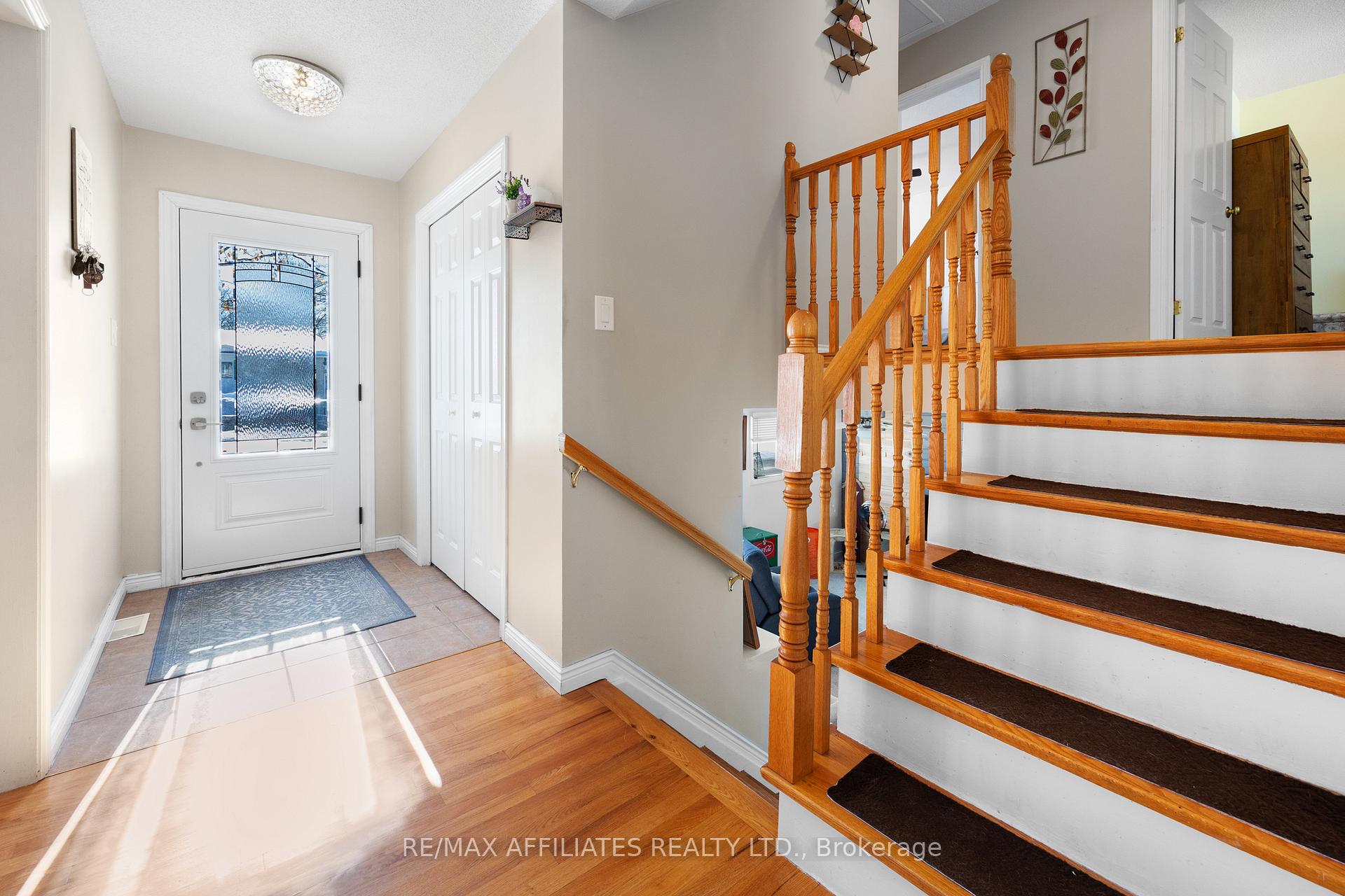 Photo 2 of 26 Bell Avenue, Smiths Falls — HOMEH