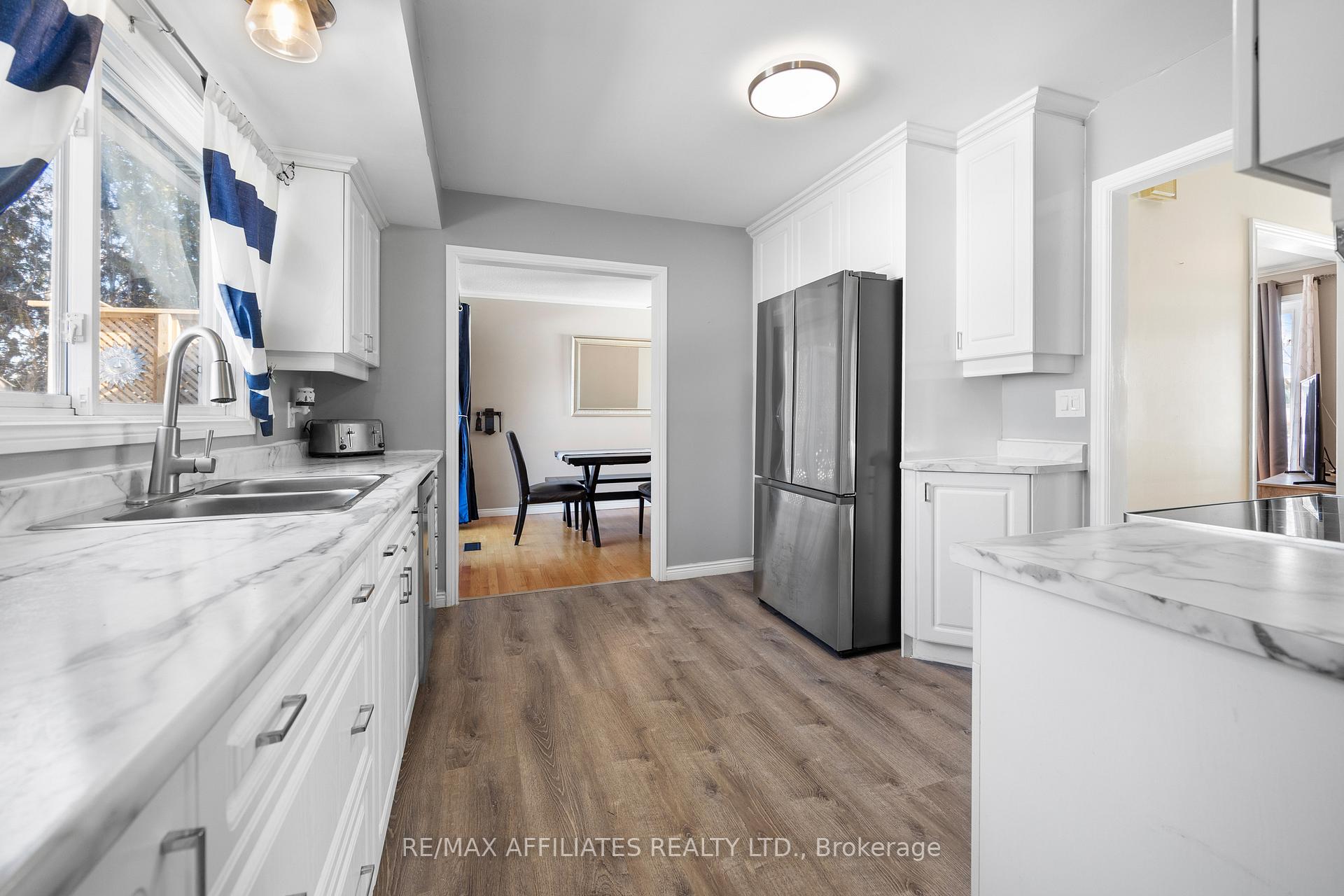 Photo 8 of 26 Bell Avenue, Smiths Falls — HOMEH