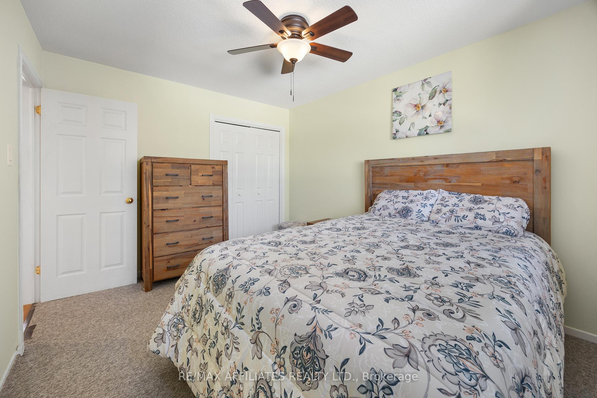 Photo 12 of 26 Bell Avenue, Smiths Falls — HOMEH