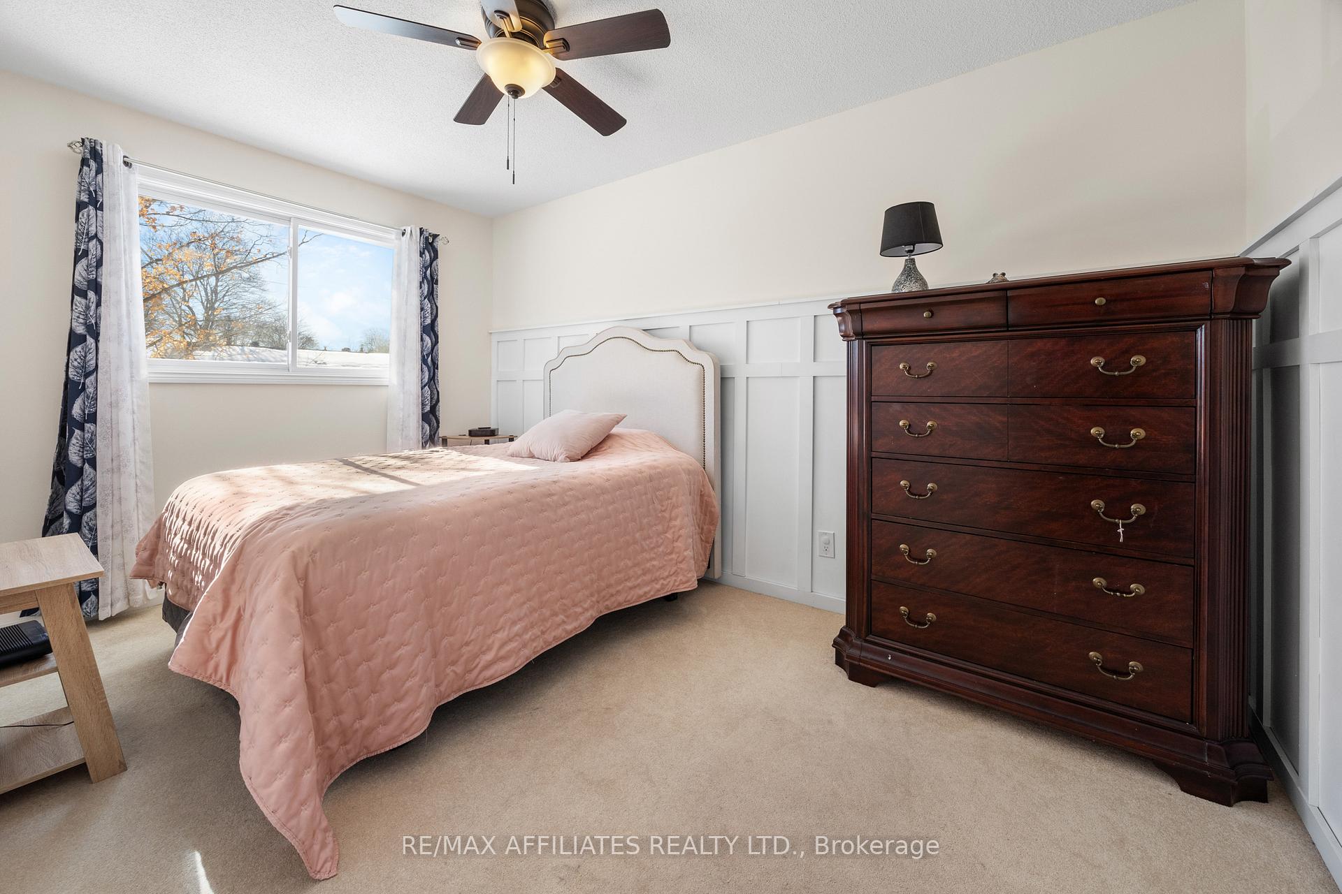 Photo 13 of 26 Bell Avenue, Smiths Falls — HOMEH