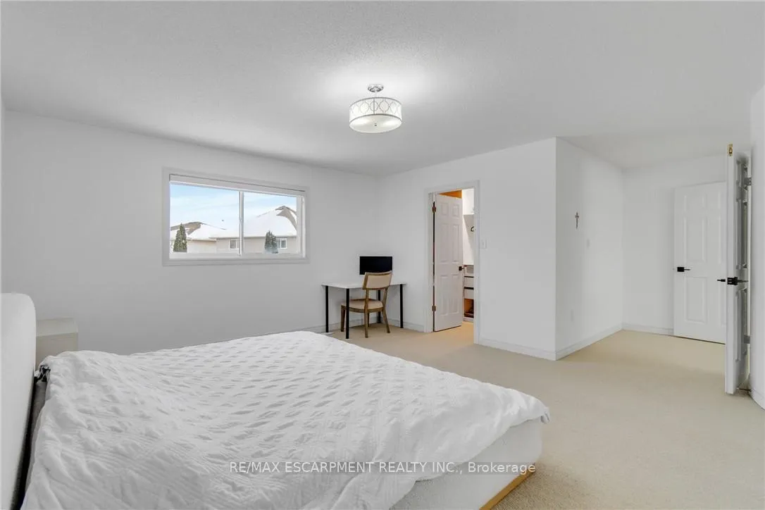Photo 27 of 191 Hawkswood Trail, Hamilton, Carpenter — HOMEH
