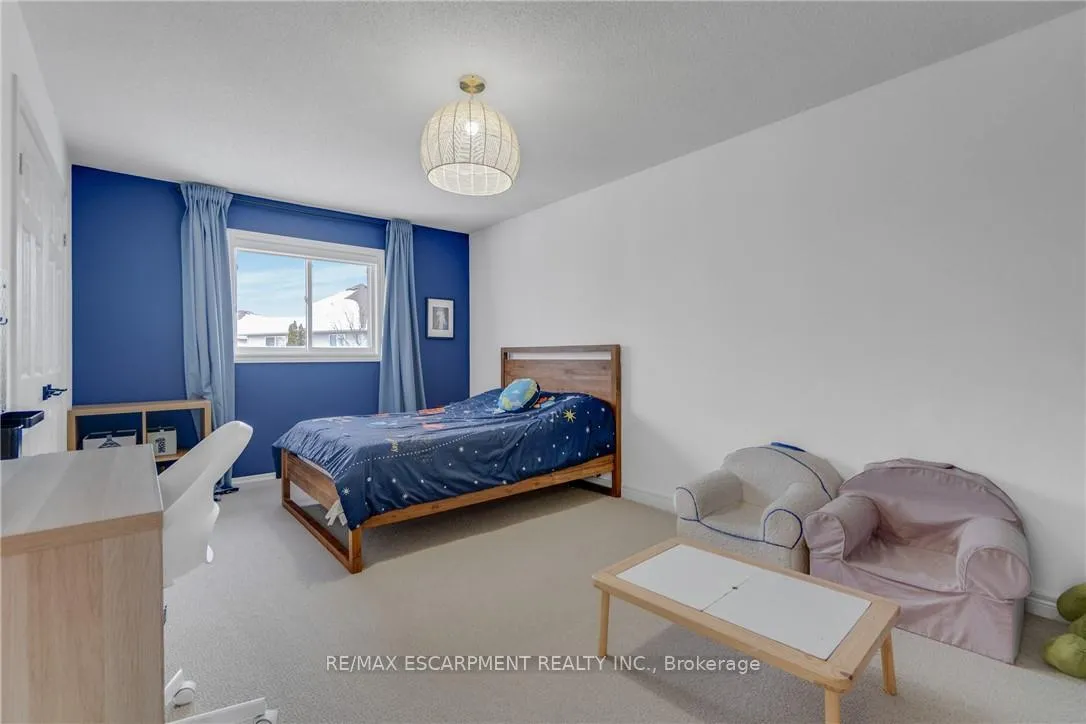Photo 33 of 191 Hawkswood Trail, Hamilton, Carpenter — HOMEH
