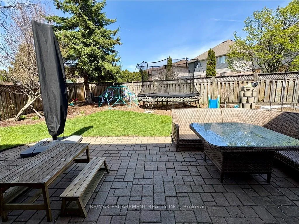 Photo 41 of 191 Hawkswood Trail, Hamilton, Carpenter — HOMEH