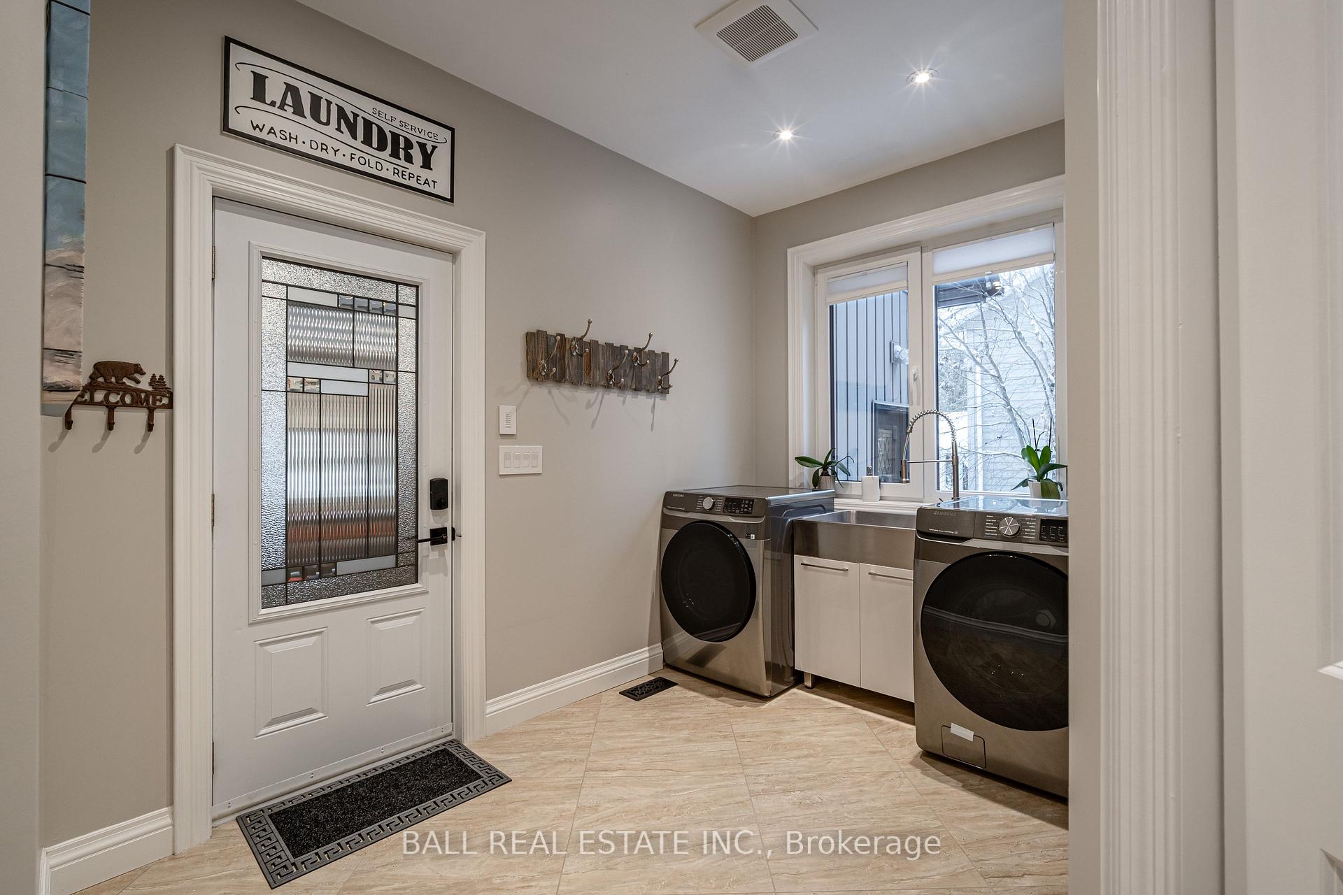 Photo 20 of 55 Lakeshore Boulevard, Selwyn — HOMEH