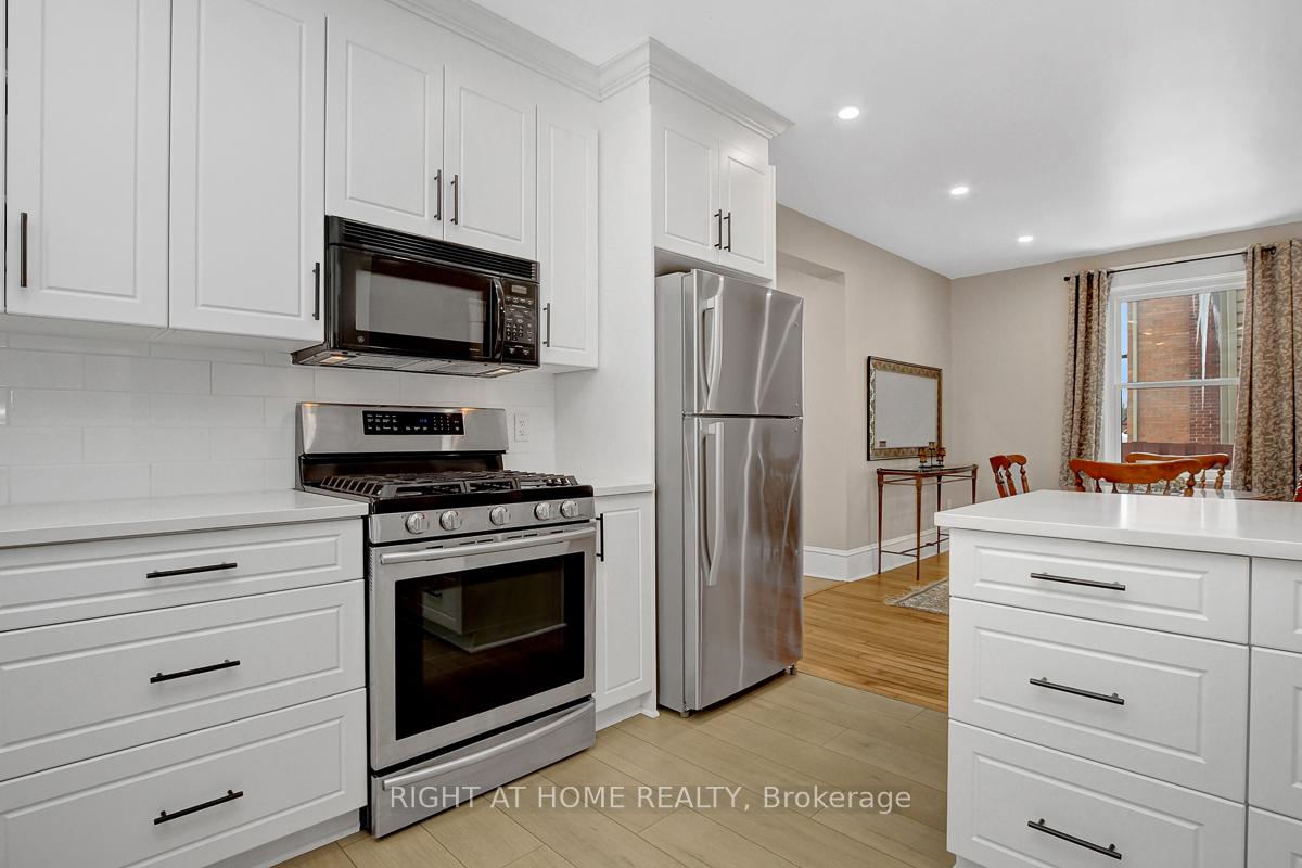 Photo 15 of 35 George Street N, Smiths Falls — HOMEH