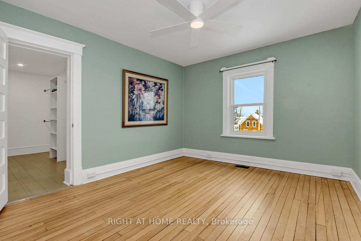 Photo 19 of 35 George Street N, Smiths Falls — HOMEH