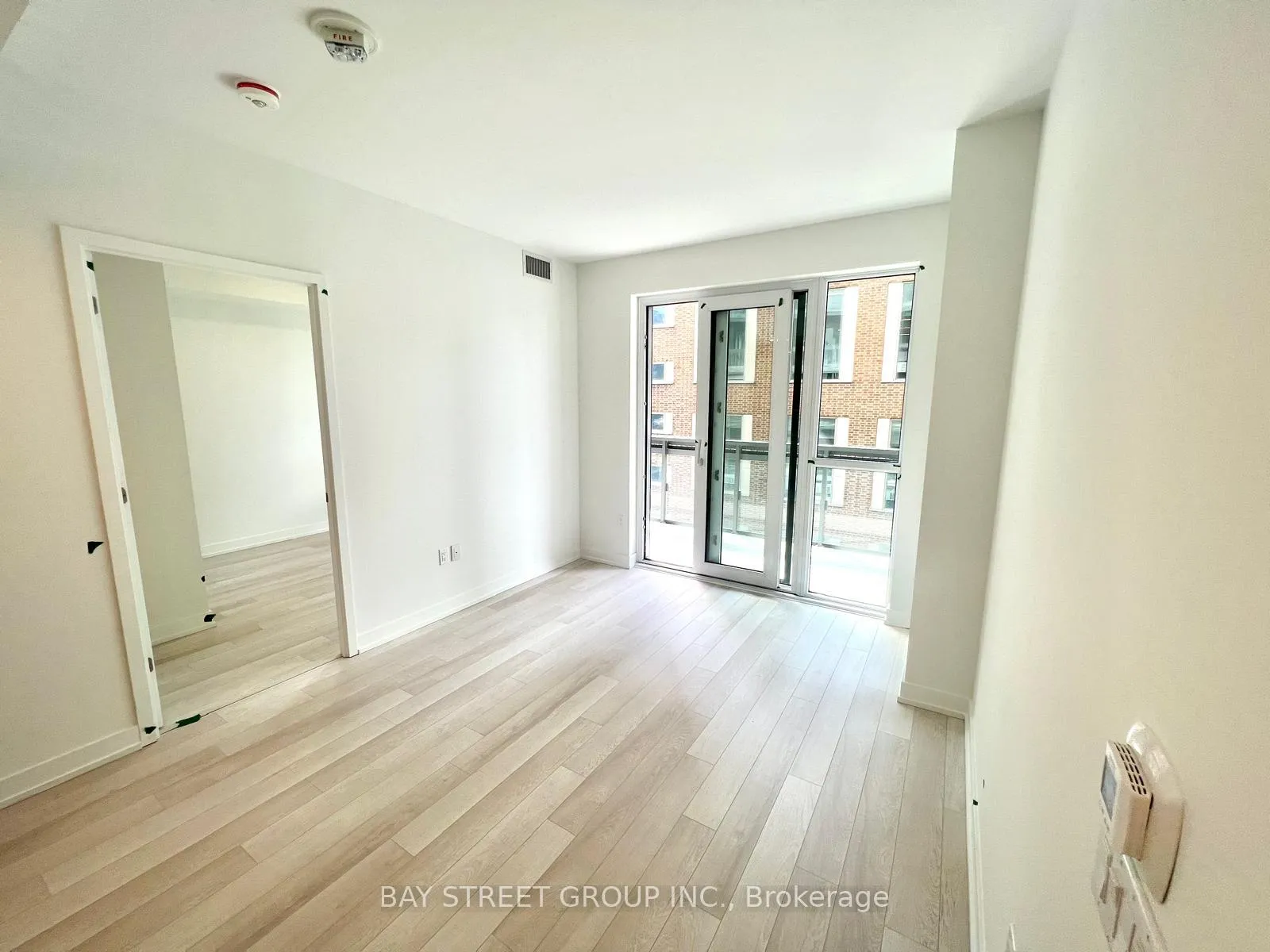Photo 8 of Unit 904, 39 Roehampton Avenue, Toronto, Mount Pleasant West — HOMEH