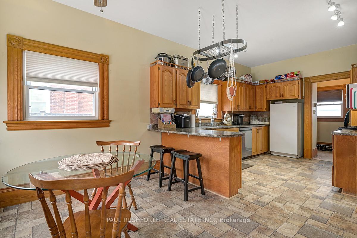 Photo 16 of 46 Mcgill Street N, Smiths Falls — HOMEH