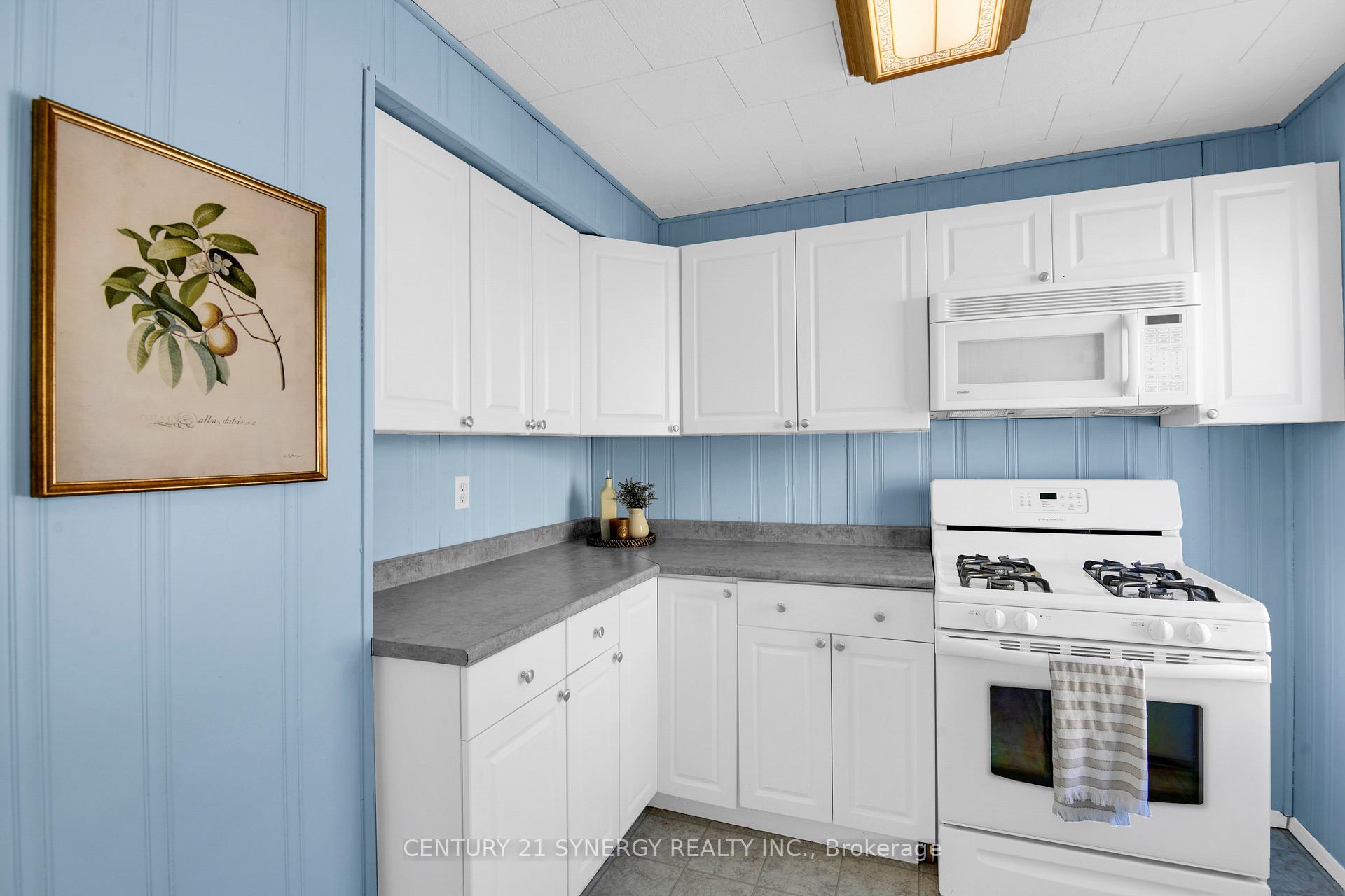 Photo 10 of 51 Jasper Avenue, Smiths Falls — HOMEH