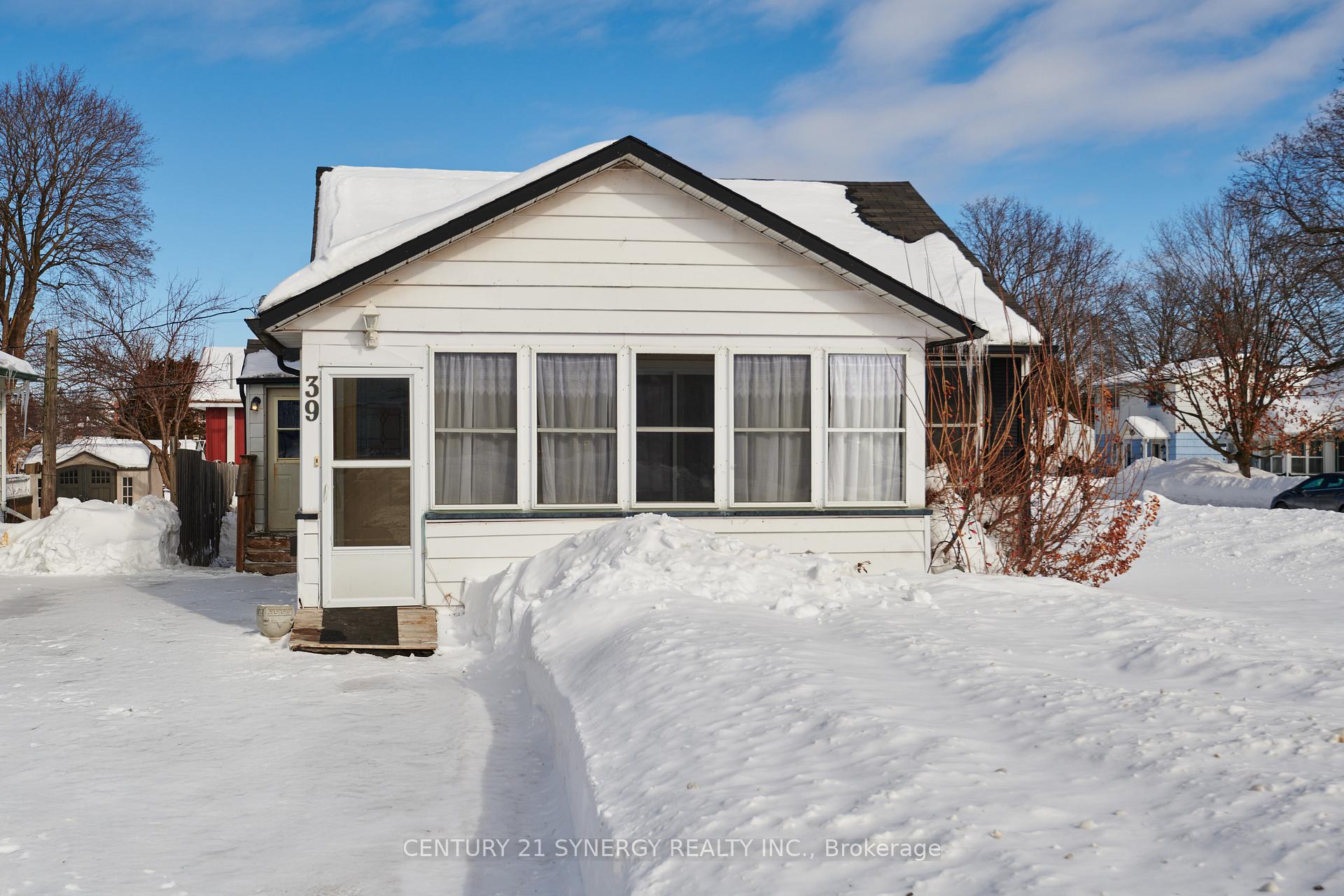 Photo 1 of 39 Jasper Avenue, Smiths Falls — HOMEH