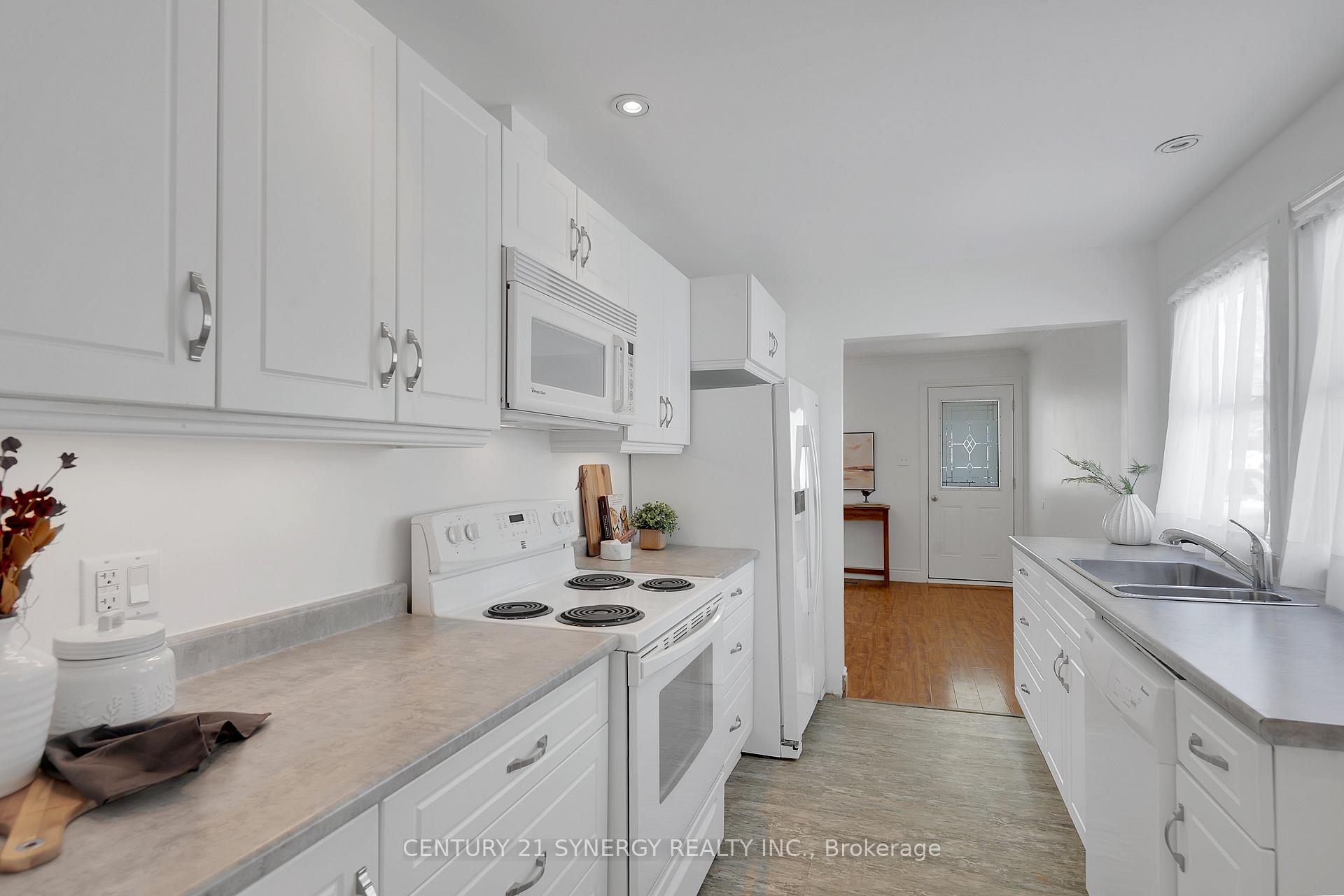 Photo 6 of 39 Jasper Avenue, Smiths Falls — HOMEH