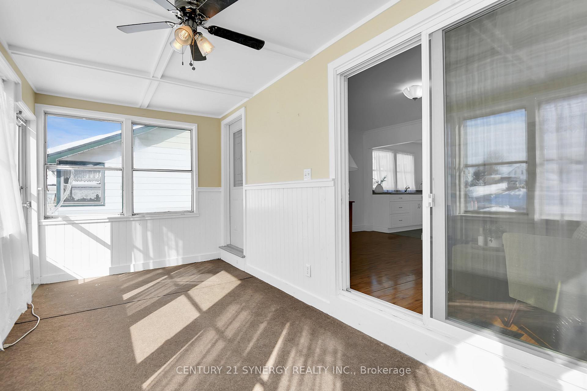 Photo 21 of 39 Jasper Avenue, Smiths Falls — HOMEH