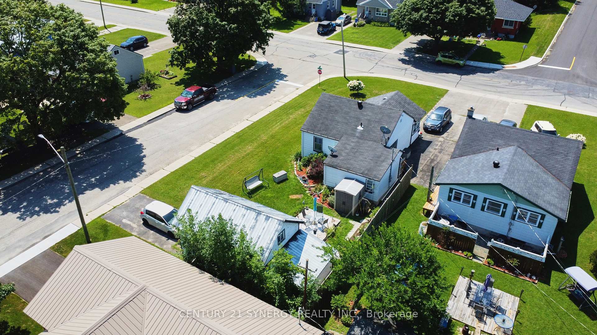 Photo 33 of 39 Jasper Avenue, Smiths Falls — HOMEH