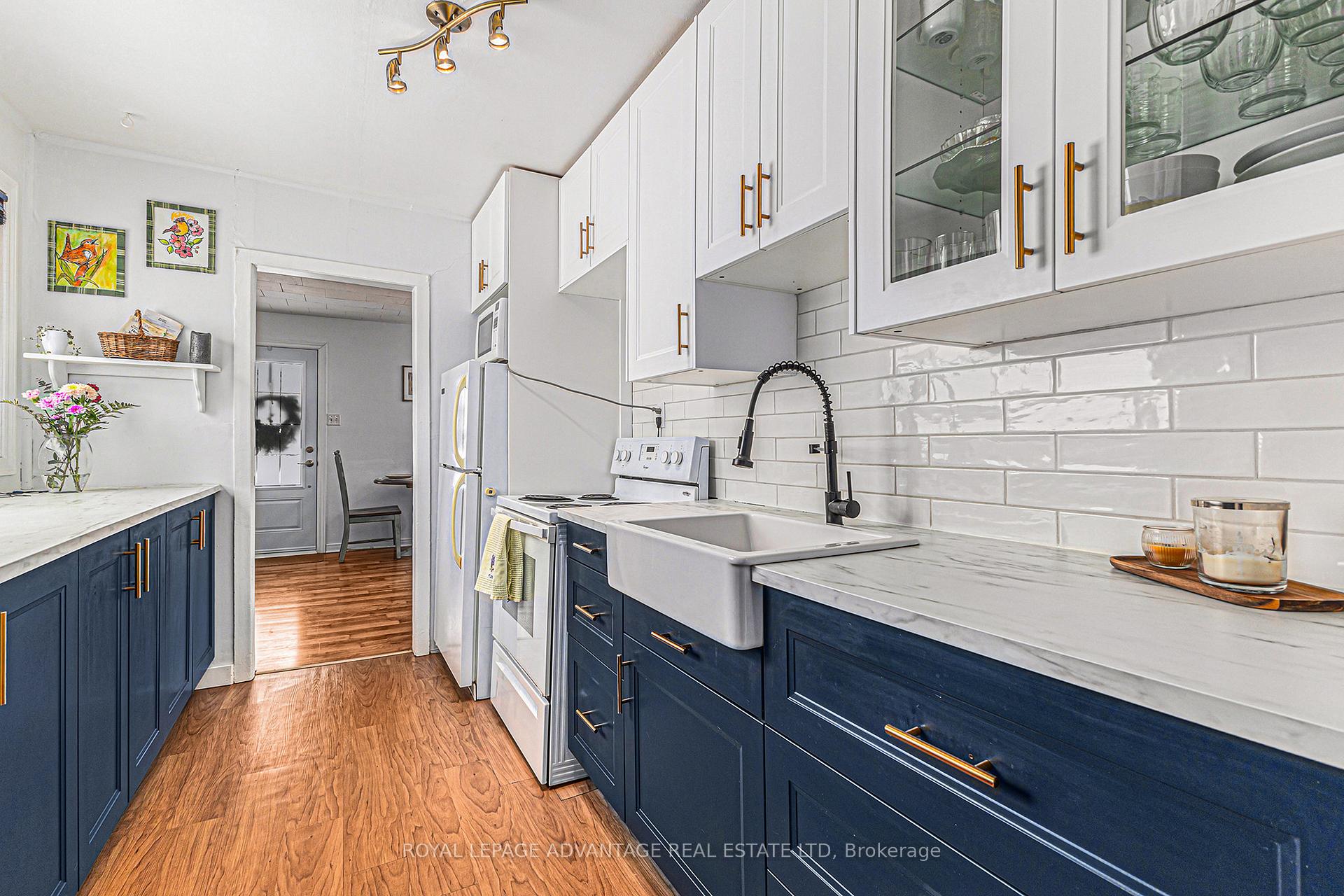 Photo 7 of 21 Mckenzie Avenue, Smiths Falls — HOMEH