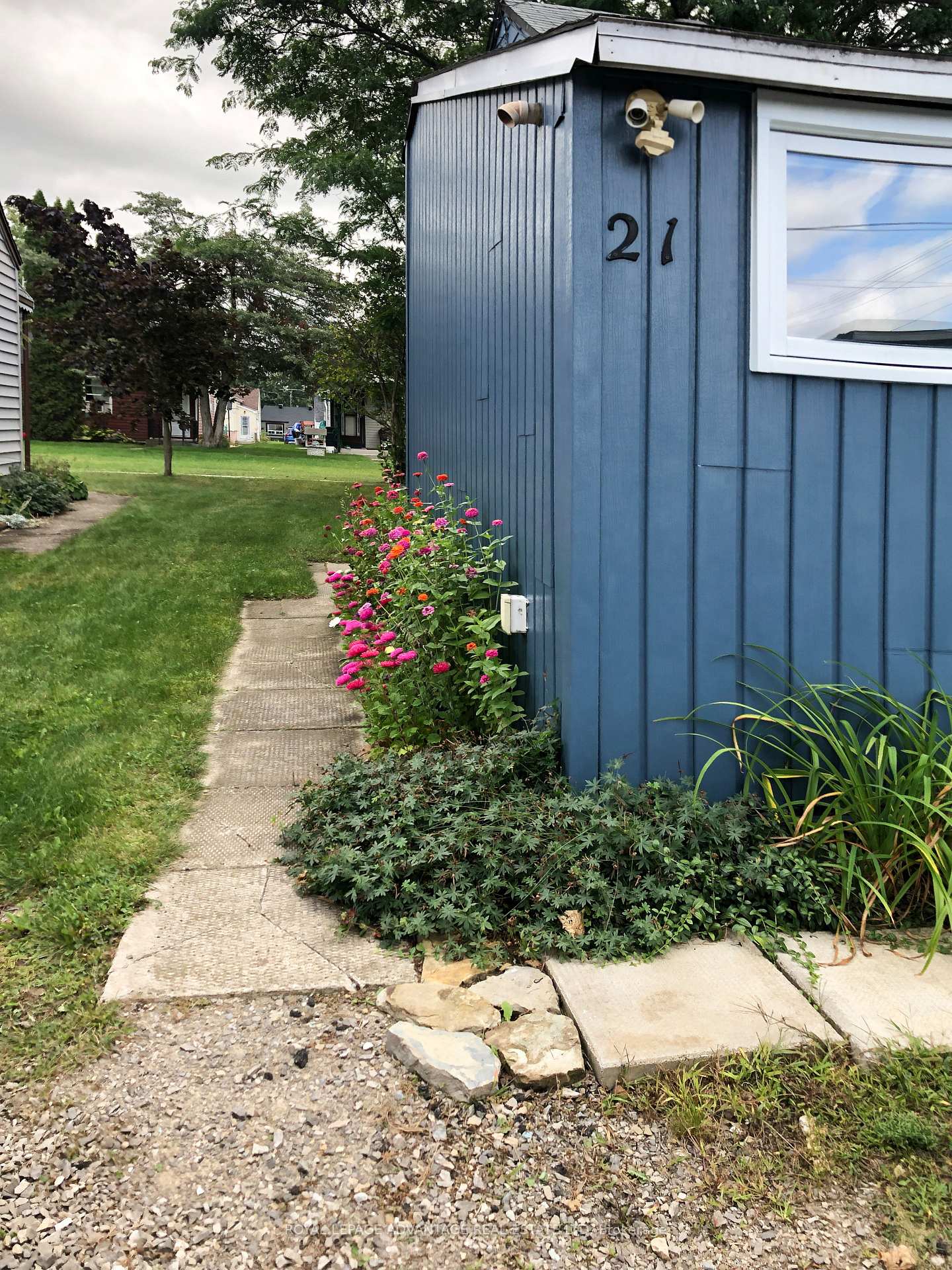 Photo 19 of 21 Mckenzie Avenue, Smiths Falls — HOMEH