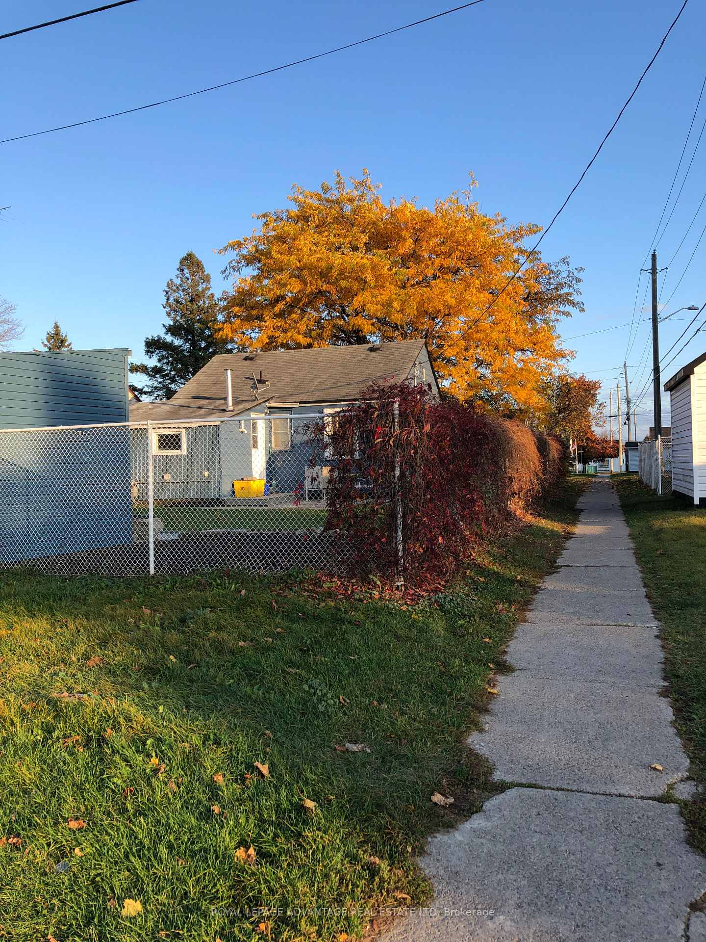 Photo 20 of 21 Mckenzie Avenue, Smiths Falls — HOMEH