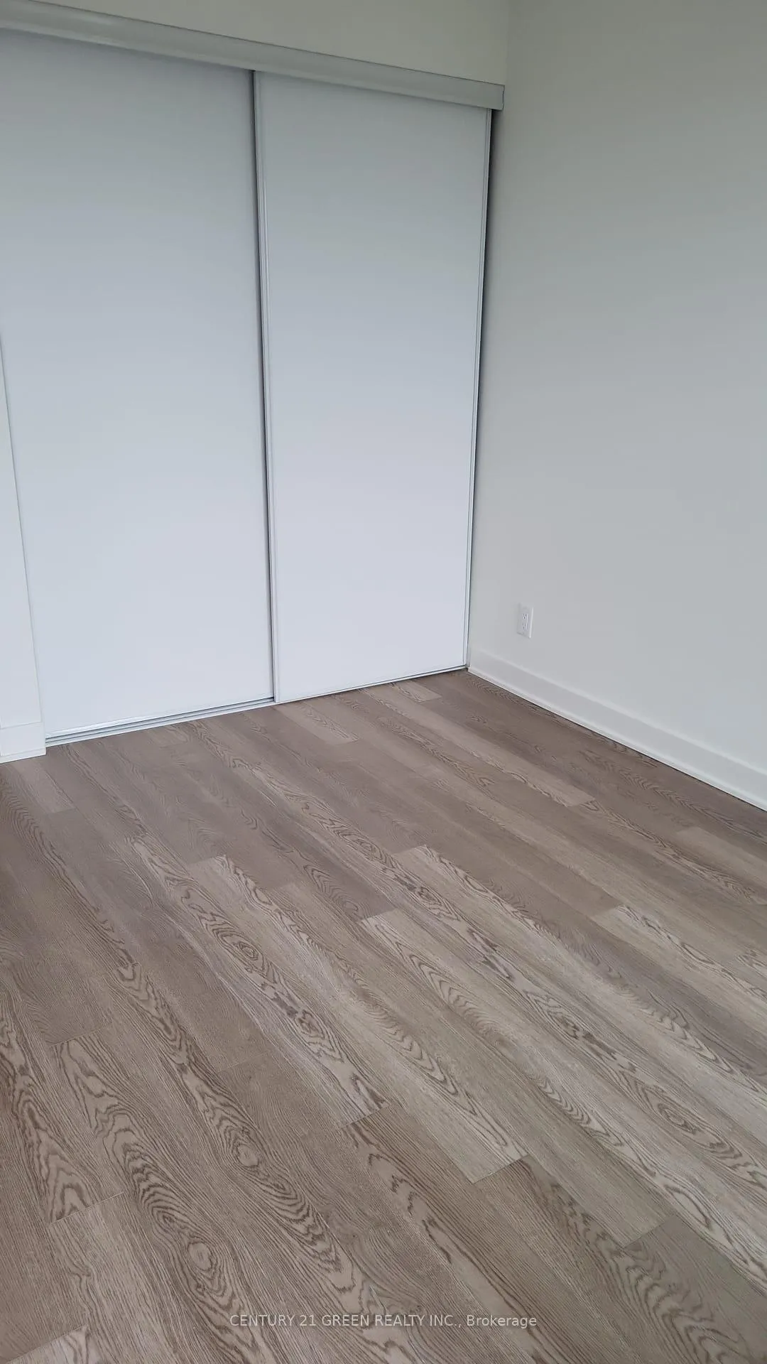 Photo 9 of Unit 722, 51 Clarington Boulevard, Clarington, Bowmanville — HOMEH
