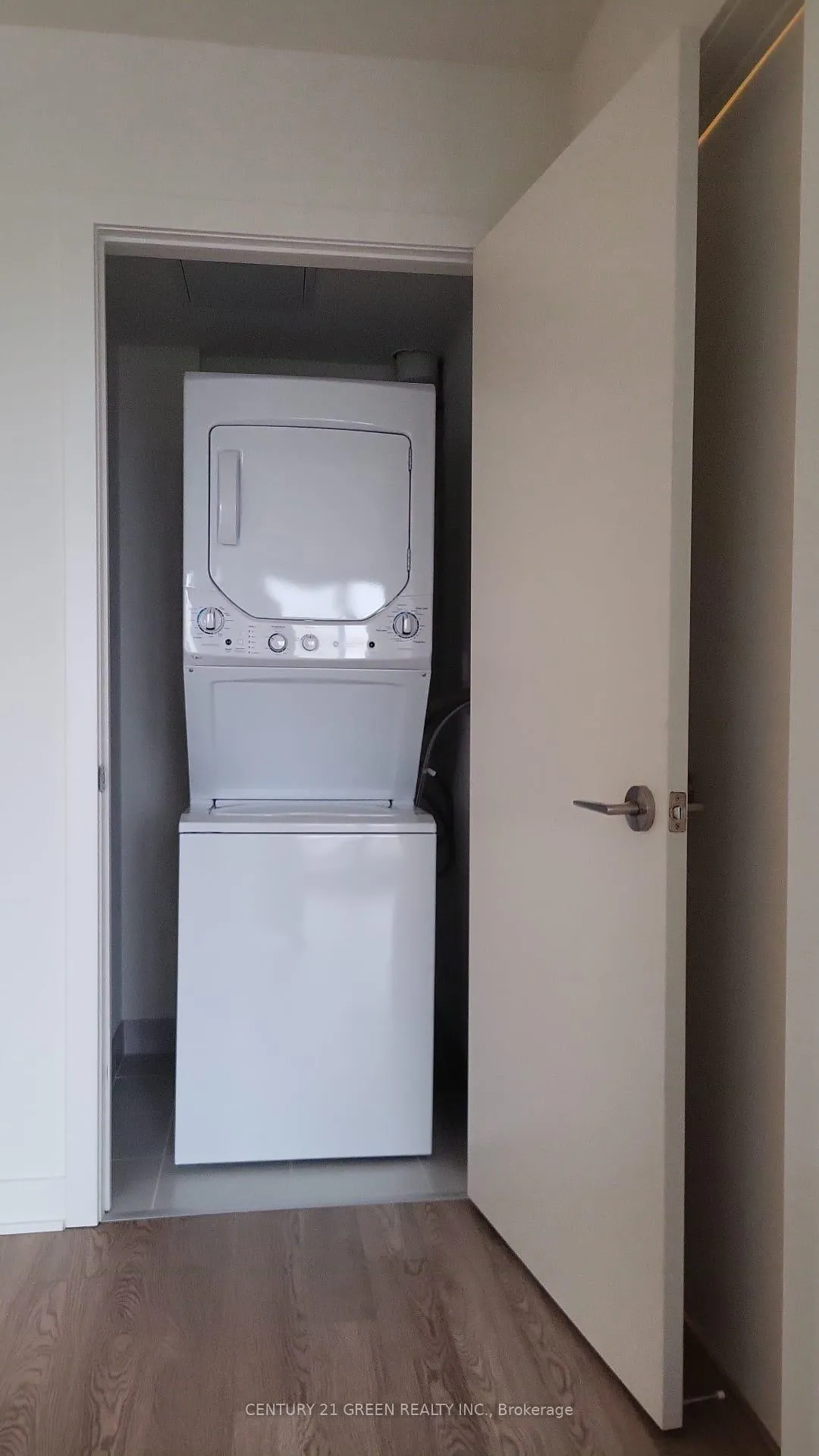 Photo 12 of Unit 722, 51 Clarington Boulevard, Clarington, Bowmanville — HOMEH