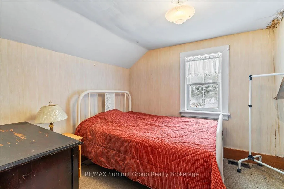 Photo 16 of 595181 4th Line, Blue Mountains — HOMEH