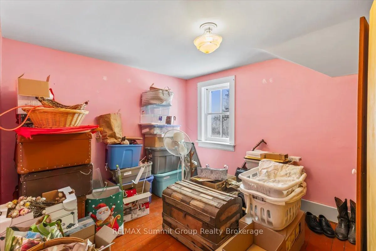 Photo 18 of 595181 4th Line, Blue Mountains — HOMEH