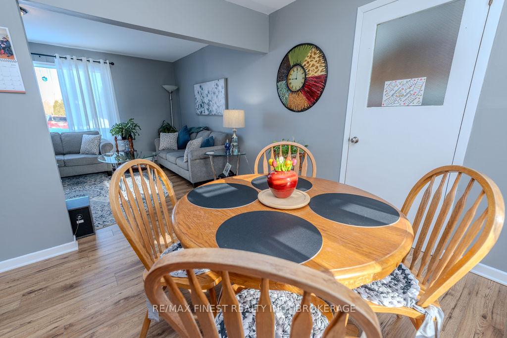 Photo 9 of 49 Beech Crescent, Smiths Falls — HOMEH