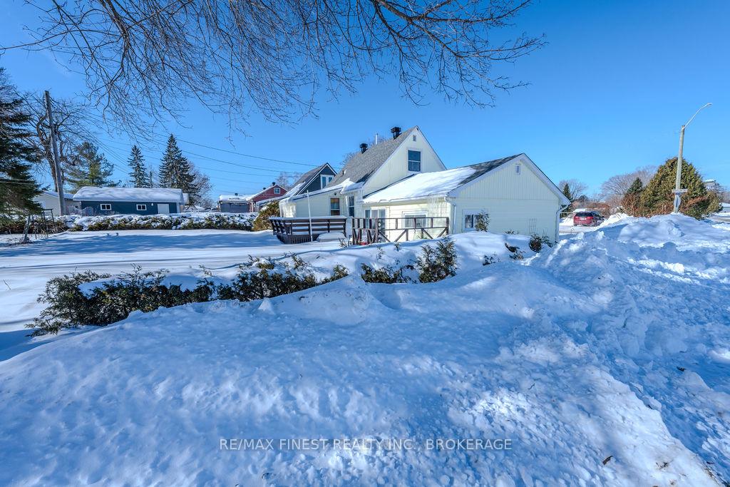 Photo 37 of 49 Beech Crescent, Smiths Falls — HOMEH