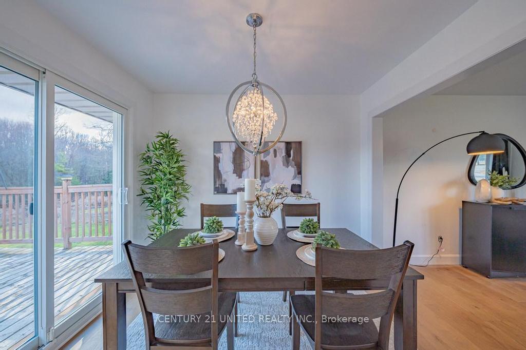 Photo 7 of 683 Deerfield Crescent, Selwyn — HOMEH